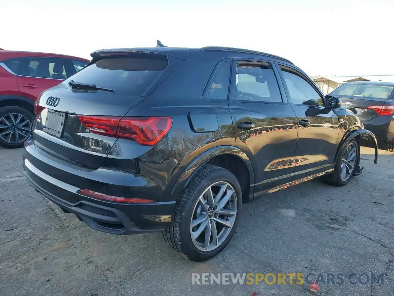 3 Фотография поврежденного автомобиля WA1EECF30R1112003 AUDI Q3 2024