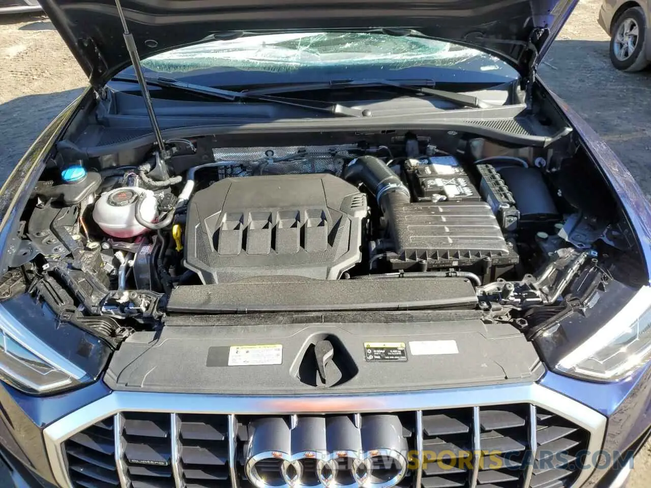 12 Фотография поврежденного автомобиля WA1EECF30R1165686 AUDI Q3 2024