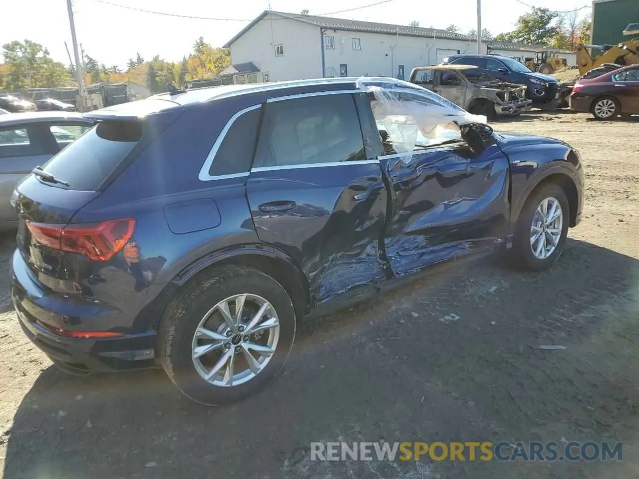 3 Фотография поврежденного автомобиля WA1EECF30R1165686 AUDI Q3 2024