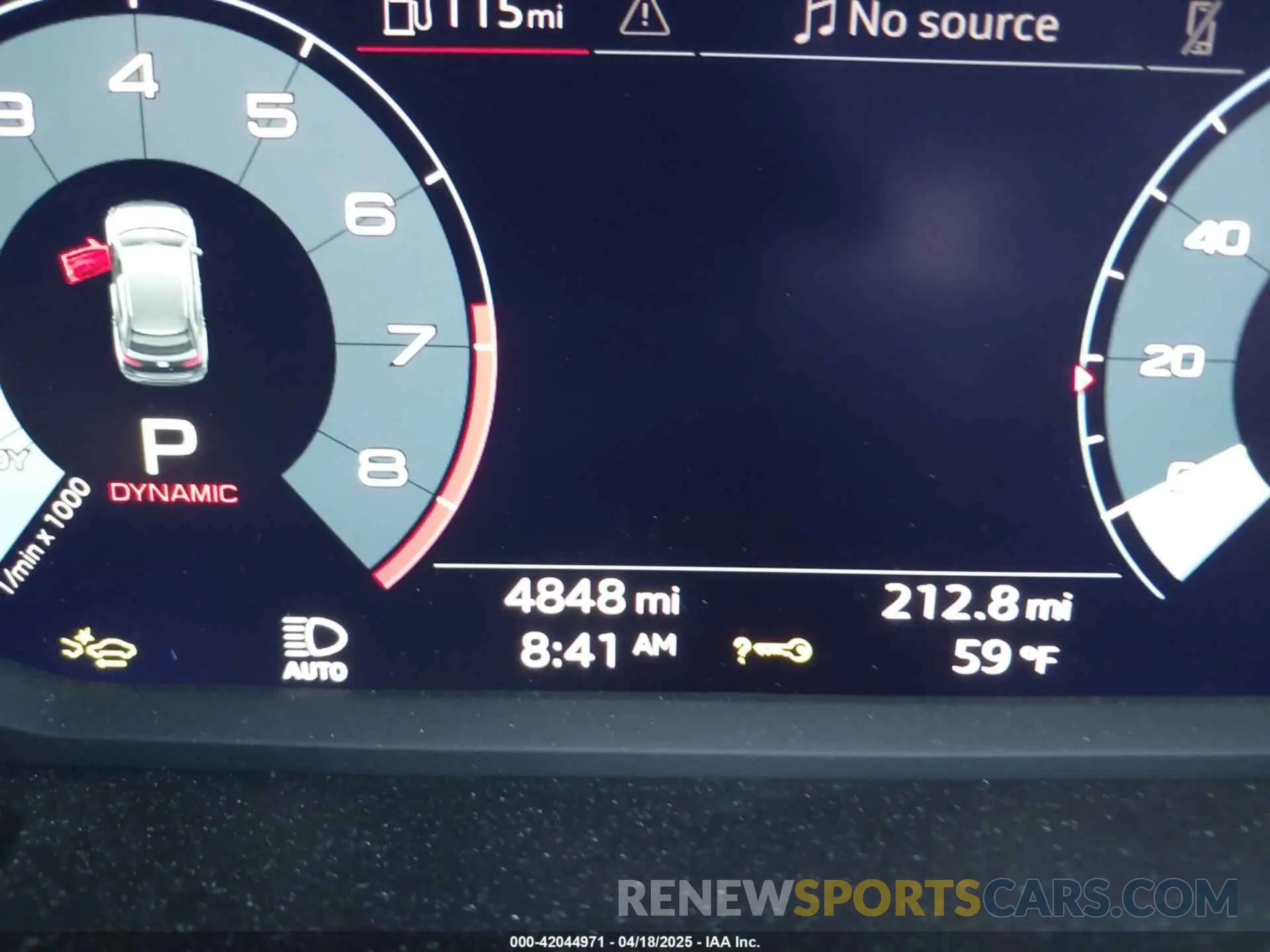 15 Фотография поврежденного автомобиля WA1EECF30R1173836 AUDI Q3 2024