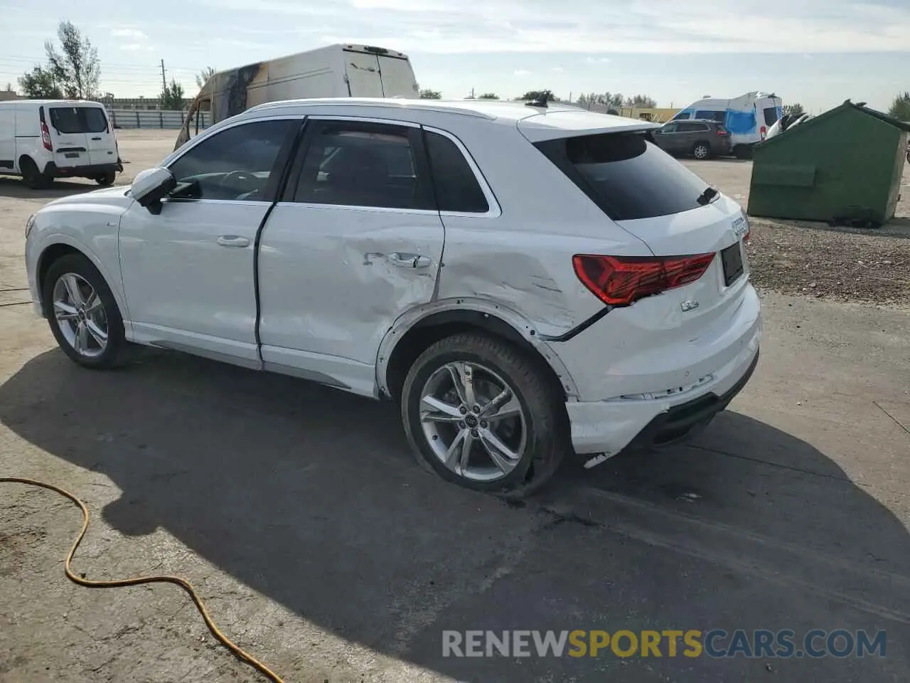 2 Фотография поврежденного автомобиля WA1EECF31R1145608 AUDI Q3 2024