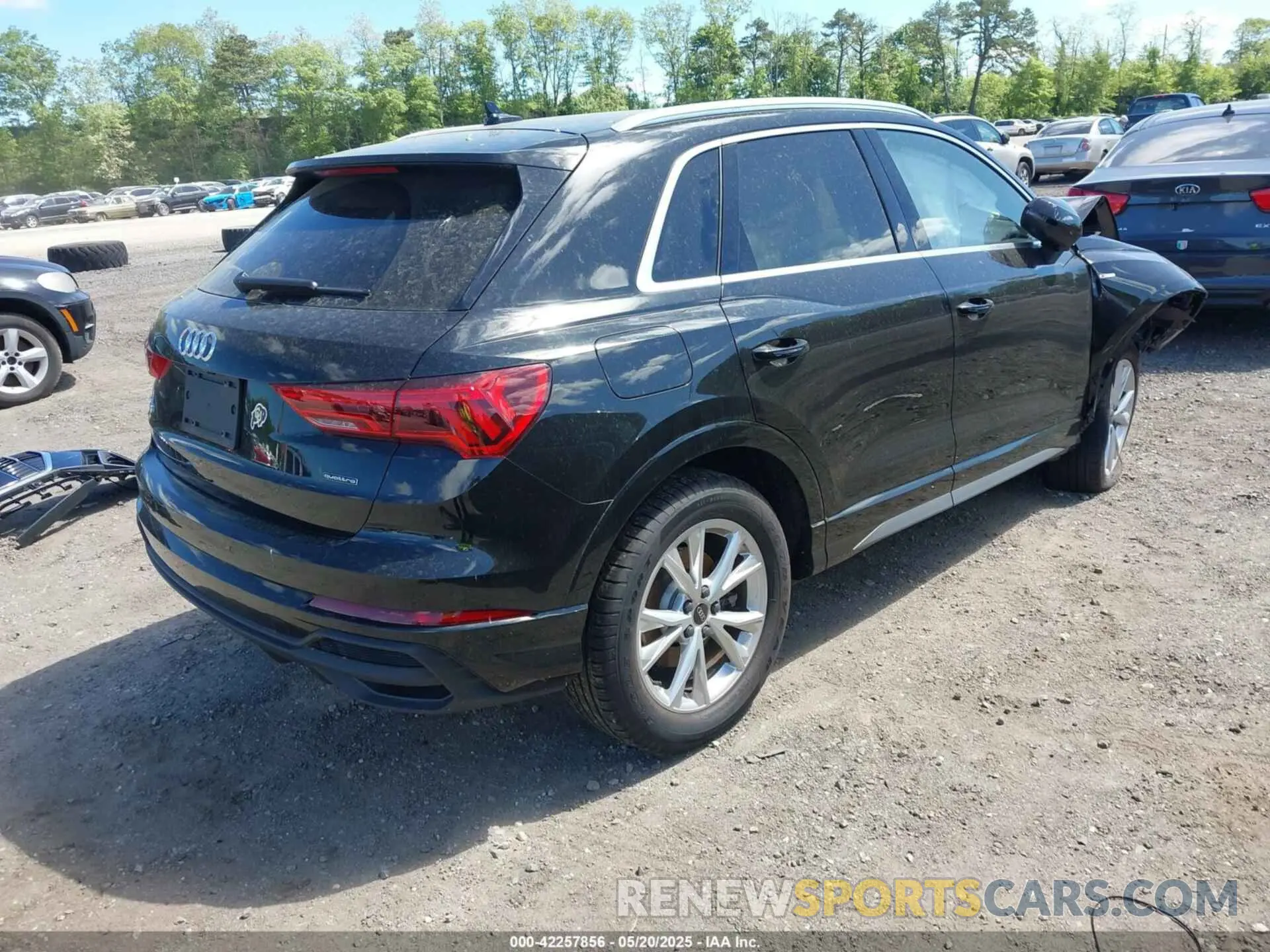 4 Фотография поврежденного автомобиля WA1EECF33R1160319 AUDI Q3 2024