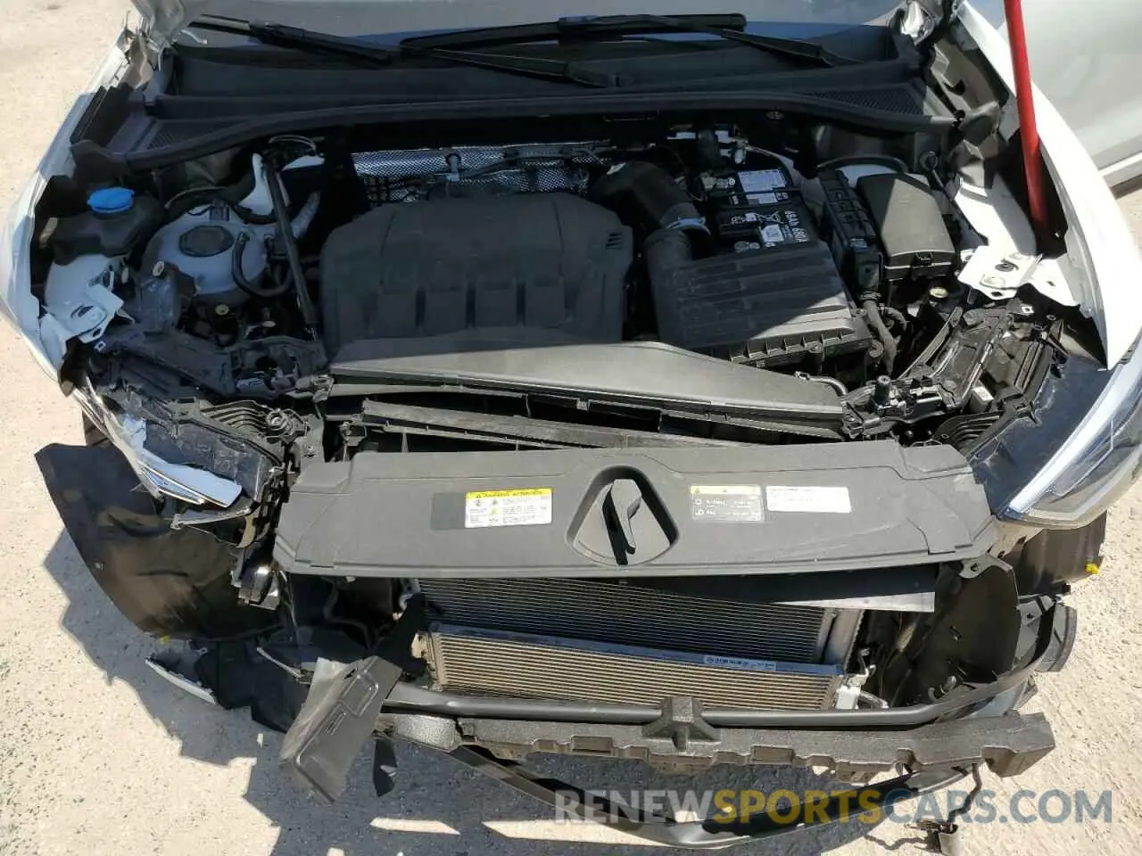 12 Photograph of a damaged car WA1EECF36R1109347 AUDI Q3 2024