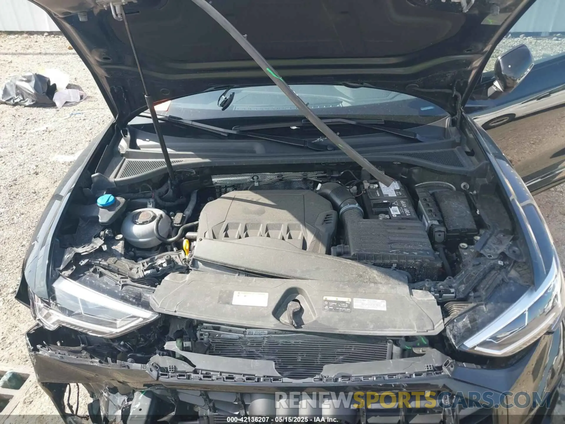 10 Фотография поврежденного автомобиля WA1EECF37R1184669 AUDI Q3 2024