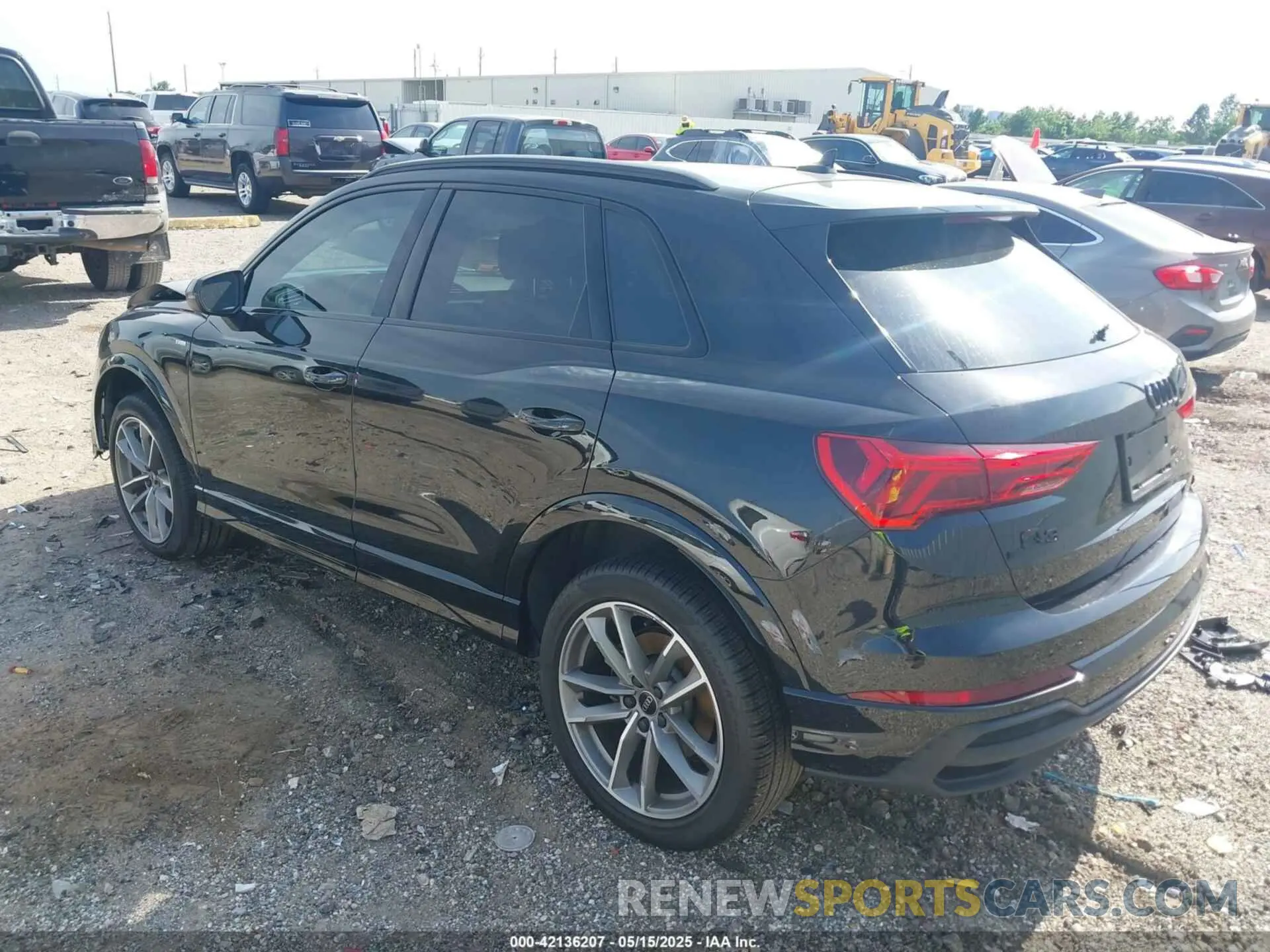 3 Фотография поврежденного автомобиля WA1EECF37R1184669 AUDI Q3 2024