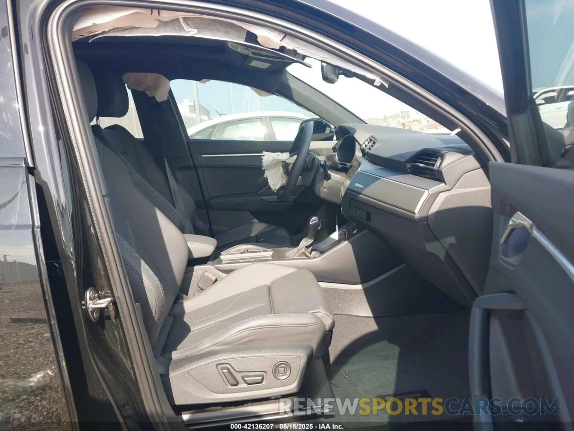 5 Фотография поврежденного автомобиля WA1EECF37R1184669 AUDI Q3 2024