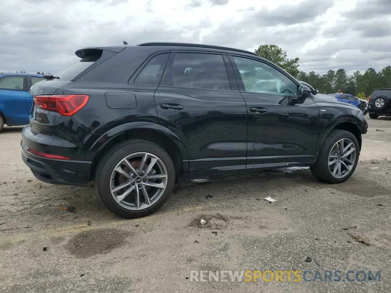 3 Photograph of a damaged car WA1EECF39R1026737 AUDI Q3 2024