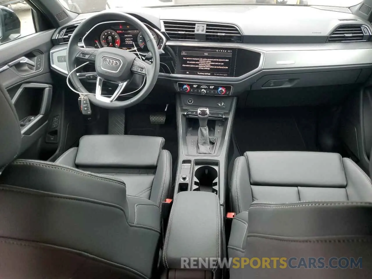 8 Photograph of a damaged car WA1EECF39R1026737 AUDI Q3 2024