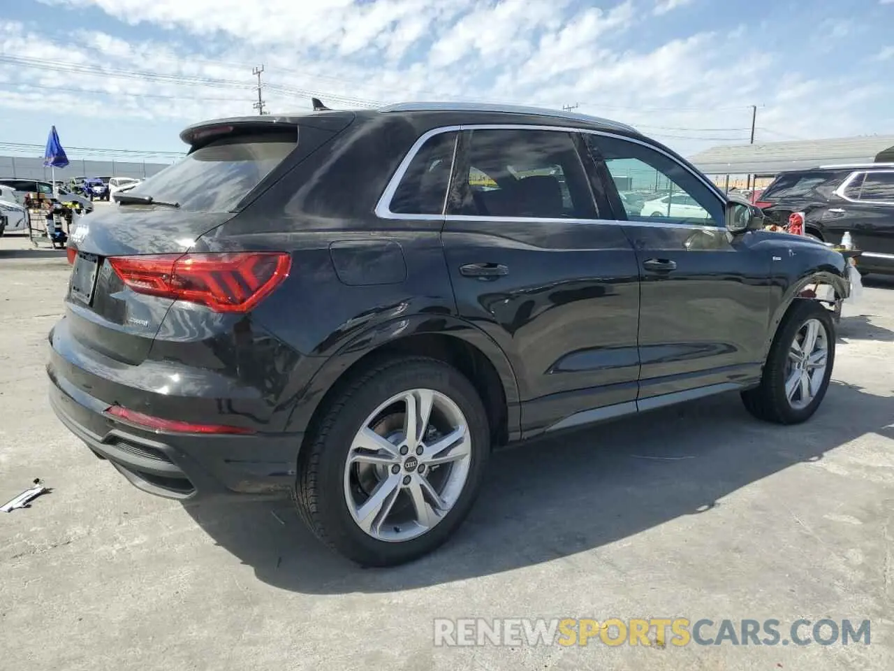3 Photograph of a damaged car WA1EECF39R1198153 AUDI Q3 2024