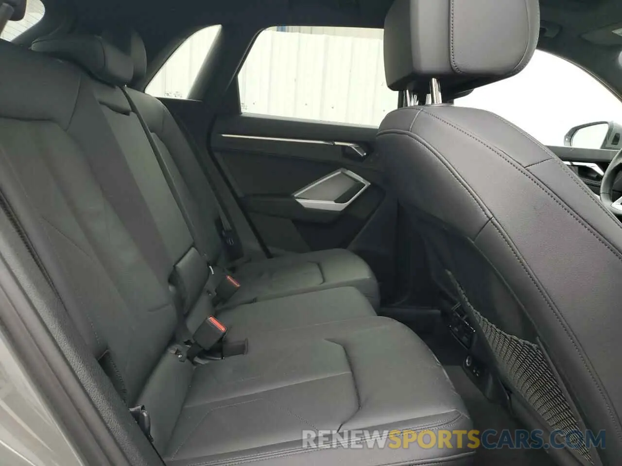 11 Photograph of a damaged car WA1DECF31S1011683 AUDI Q3 2025