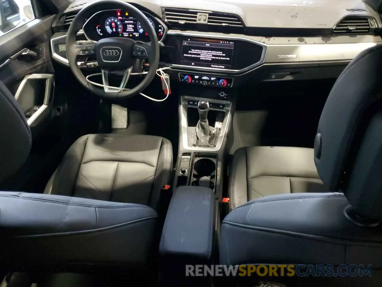 8 Photograph of a damaged car WA1DECF32S1055966 AUDI Q3 2025