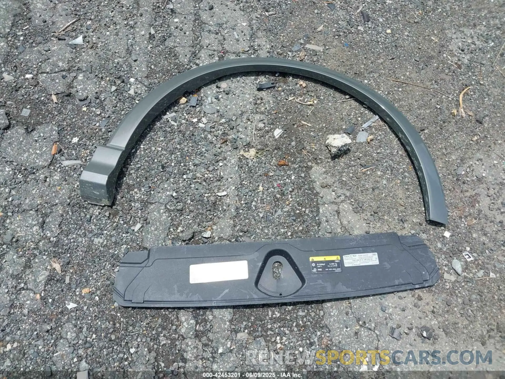 12 Фотография поврежденного автомобиля WA1DECF37S1018718 AUDI Q3 2025
