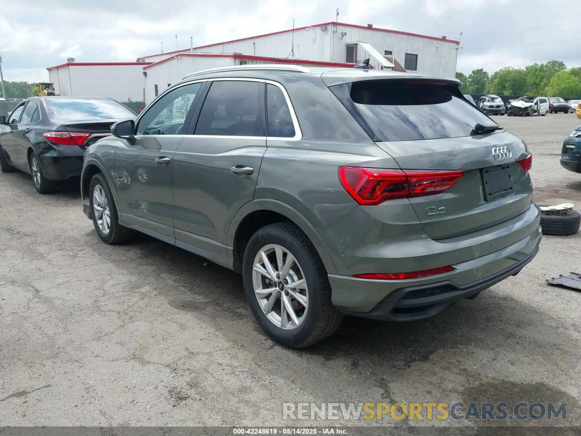 3 Фотография поврежденного автомобиля WA1DECF38S1061741 AUDI Q3 2025