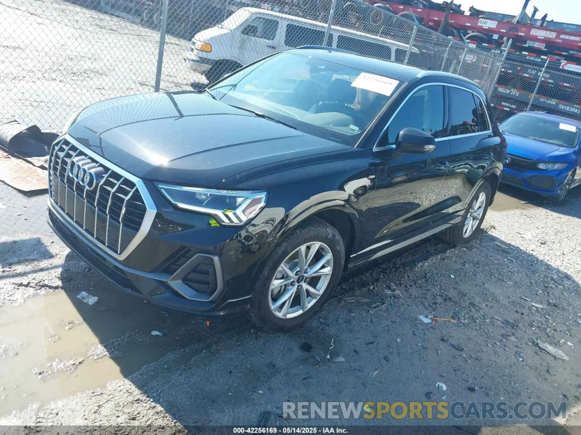 2 Фотография поврежденного автомобиля WA1DECF3XS1004697 AUDI Q3 2025