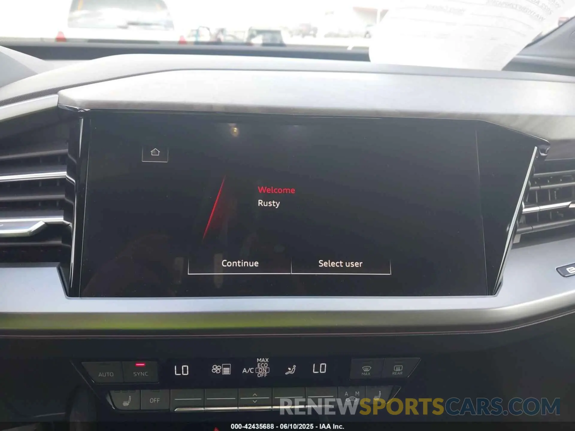 18 Фотография поврежденного автомобиля WA1H2BFZ2NP042855 AUDI Q4 E-TRON 2022