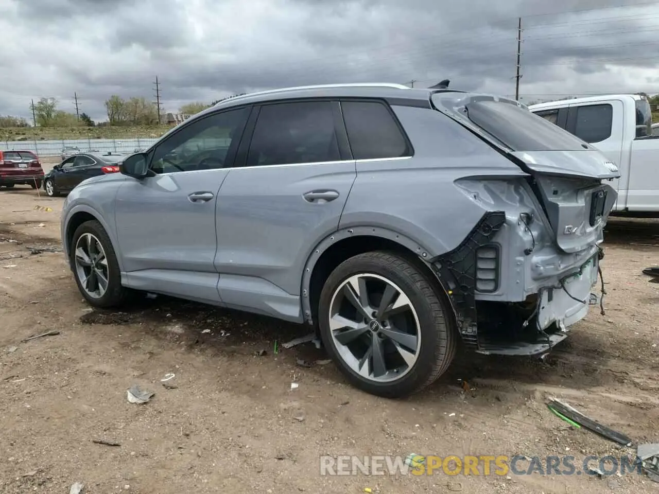 2 Photograph of a damaged car WA1H2BFZXNP015855 AUDI Q4 E-TRON 2022