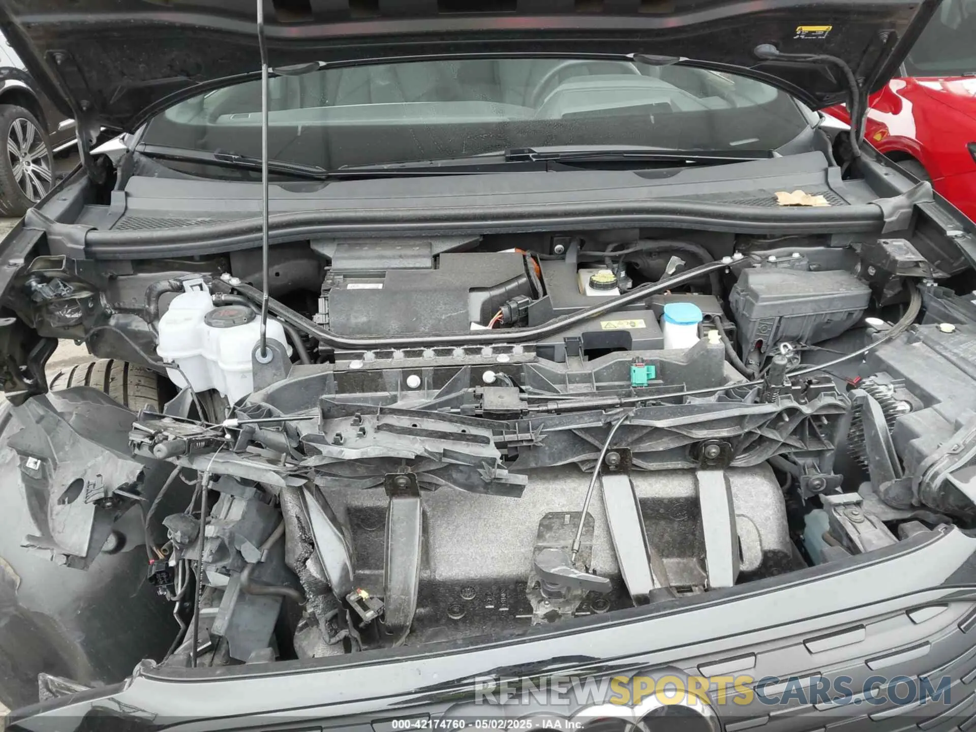 10 Photograph of a damaged car WA1M2BFZ8NP054541 AUDI Q4 E-TRON 2022