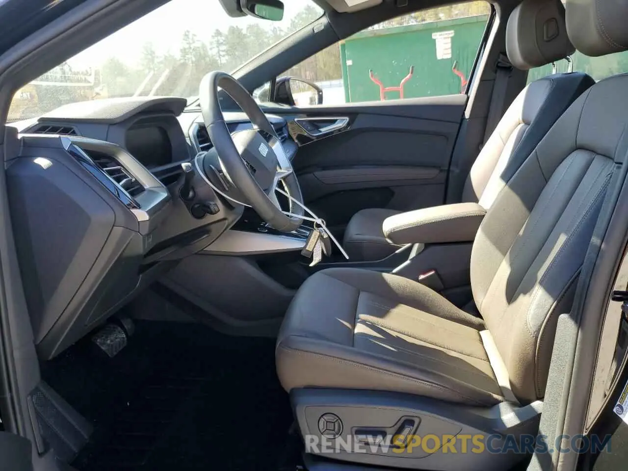 7 Фотография поврежденного автомобиля WA132BFZ7PP062323 AUDI Q4 E-TRON 2023