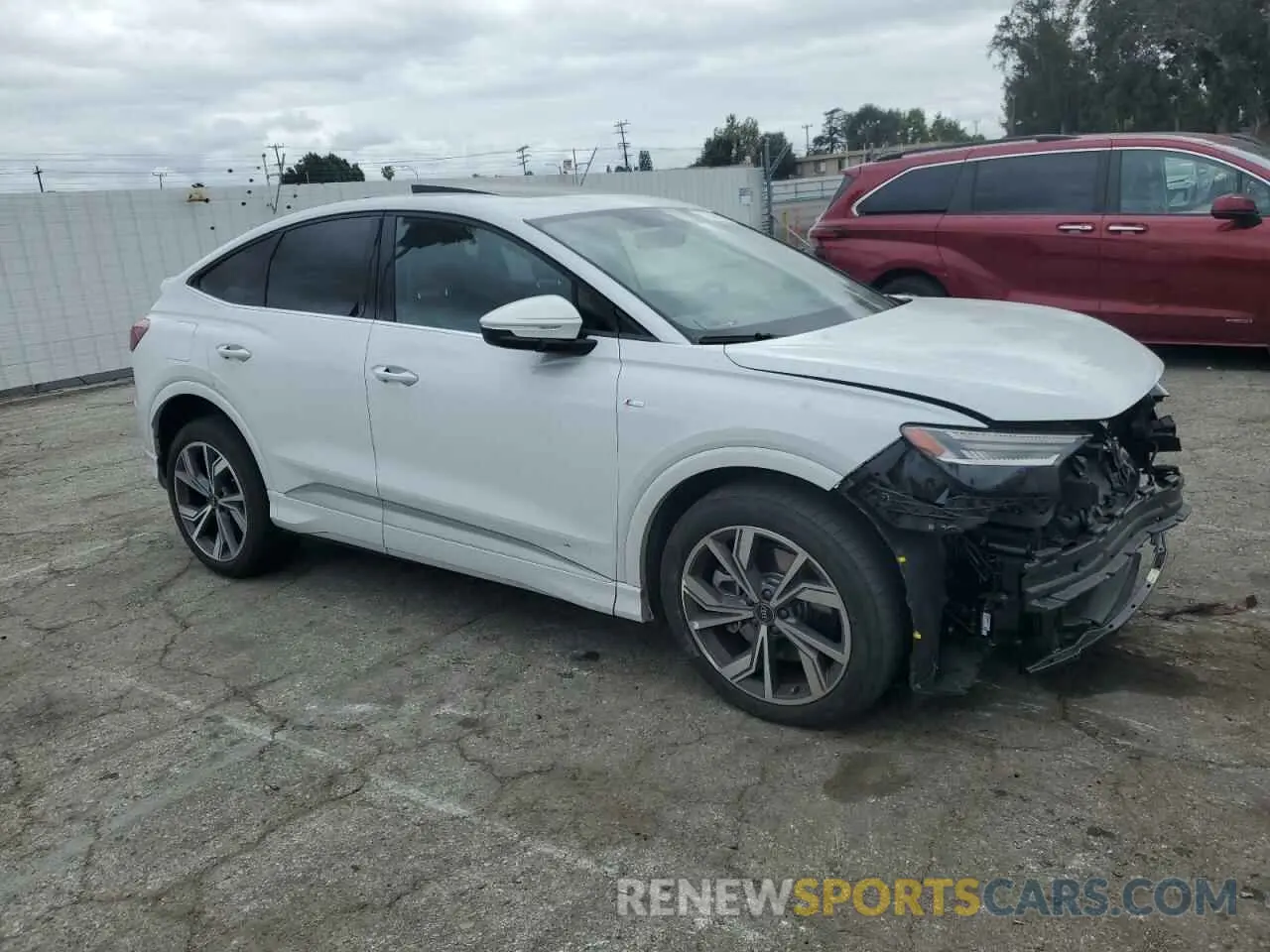 4 Photograph of a damaged car WA142BFZXPP076866 AUDI Q4 E-TRON 2023