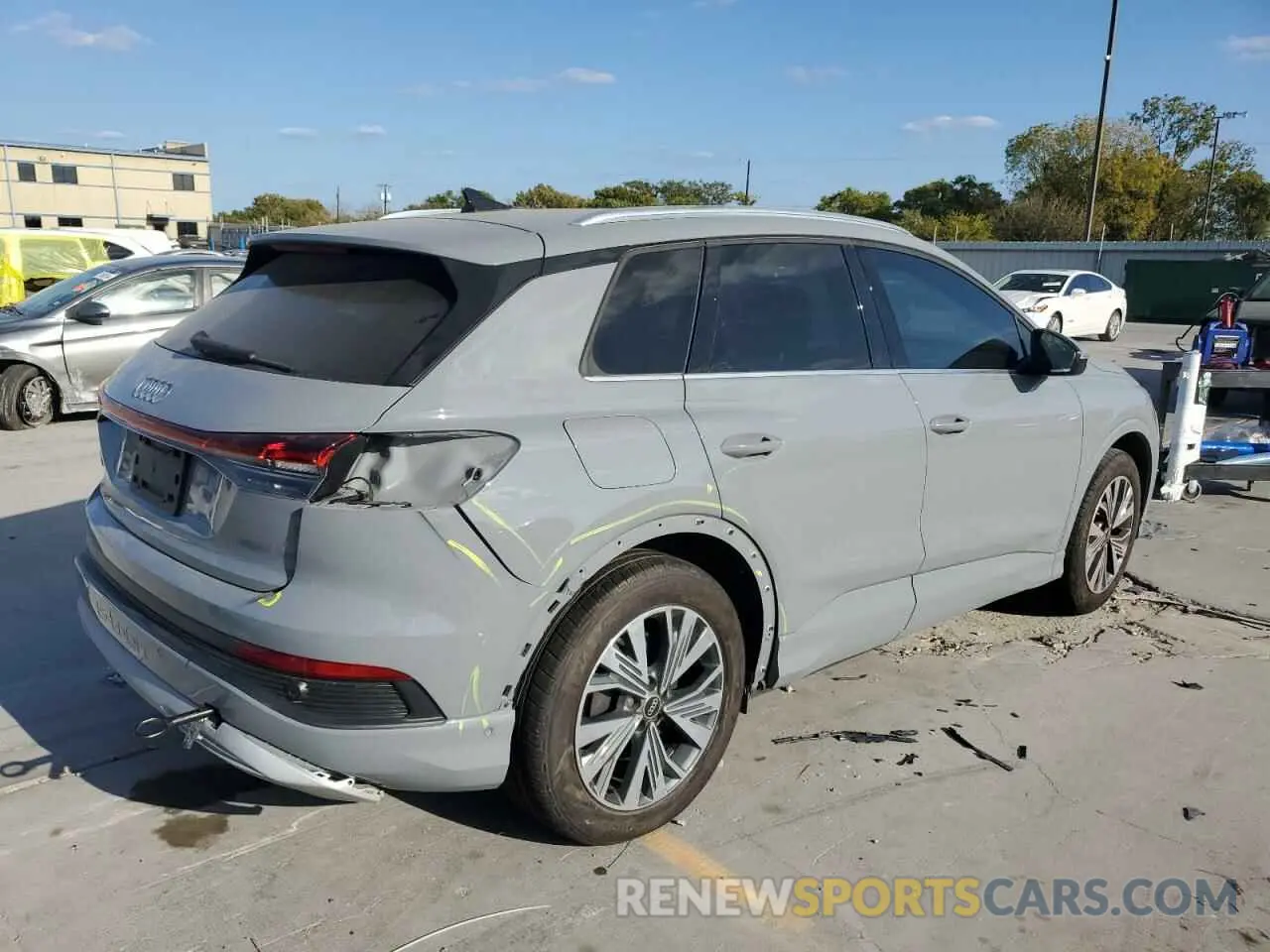 3 Фотография поврежденного автомобиля WA1BCBFZ2PP021607 AUDI Q4 E-TRON 2023