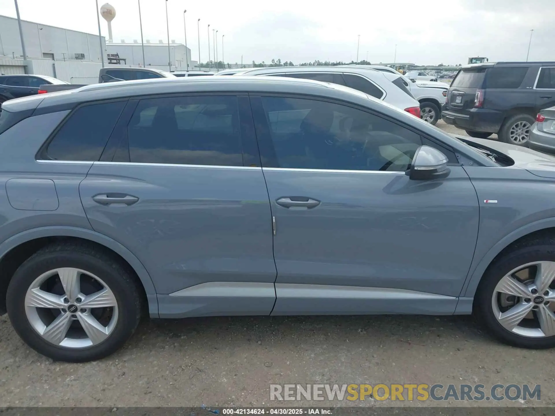 14 Фотография поврежденного автомобиля WA1L2BFZ7PP000646 AUDI Q4 E-TRON 2023