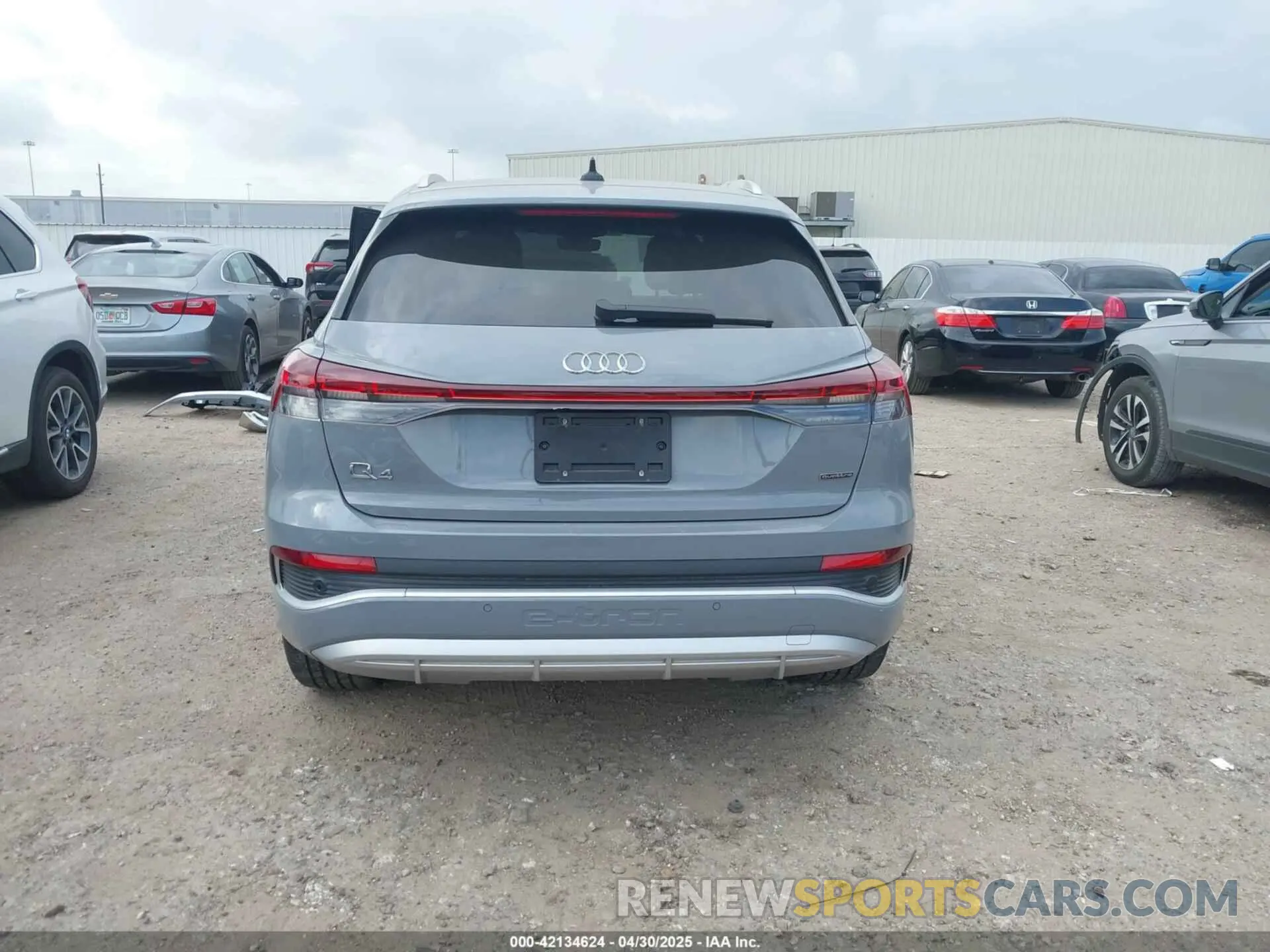 17 Фотография поврежденного автомобиля WA1L2BFZ7PP000646 AUDI Q4 E-TRON 2023