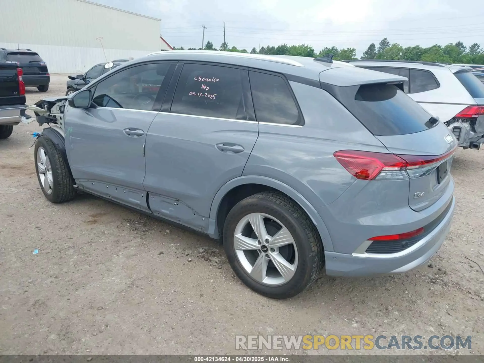 3 Фотография поврежденного автомобиля WA1L2BFZ7PP000646 AUDI Q4 E-TRON 2023