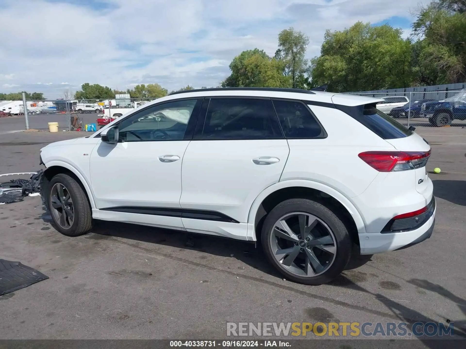 14 Photograph of a damaged car WA1M2BFZXPP074552 AUDI Q4 E-TRON 2023