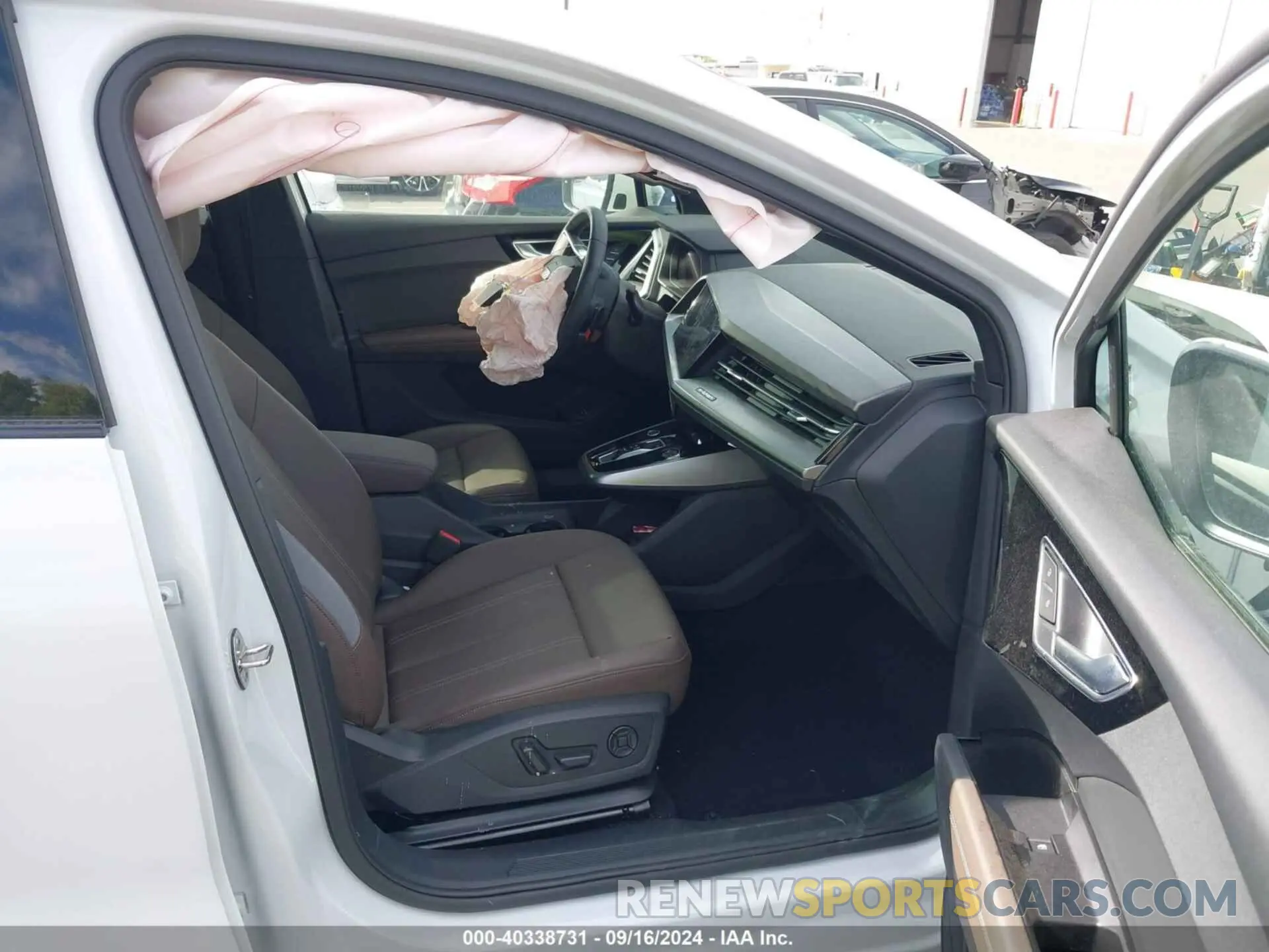 5 Photograph of a damaged car WA1M2BFZXPP074552 AUDI Q4 E-TRON 2023