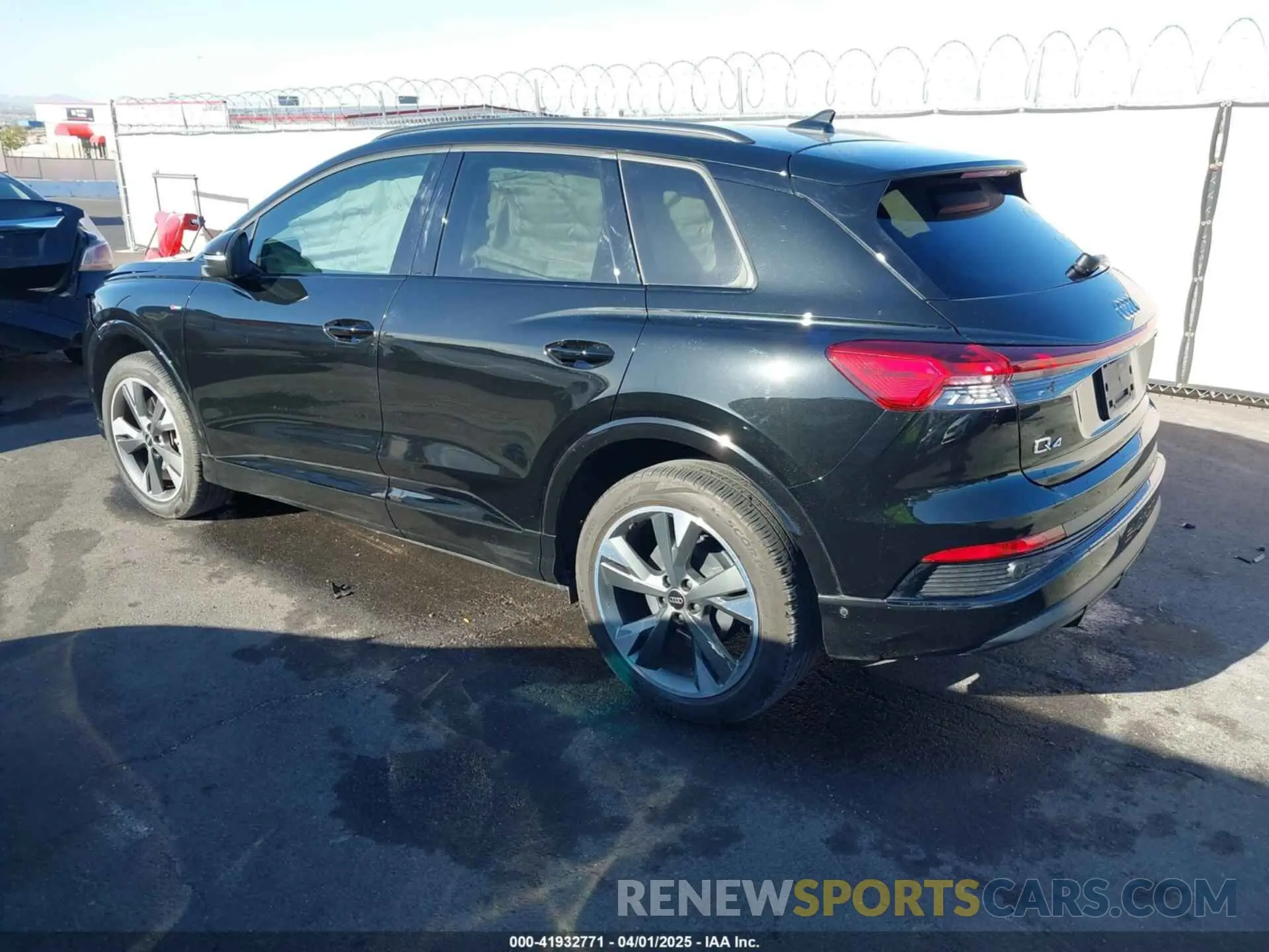 3 Фотография поврежденного автомобиля WA1L2BFZ9RP031674 AUDI Q4 E-TRON 2024