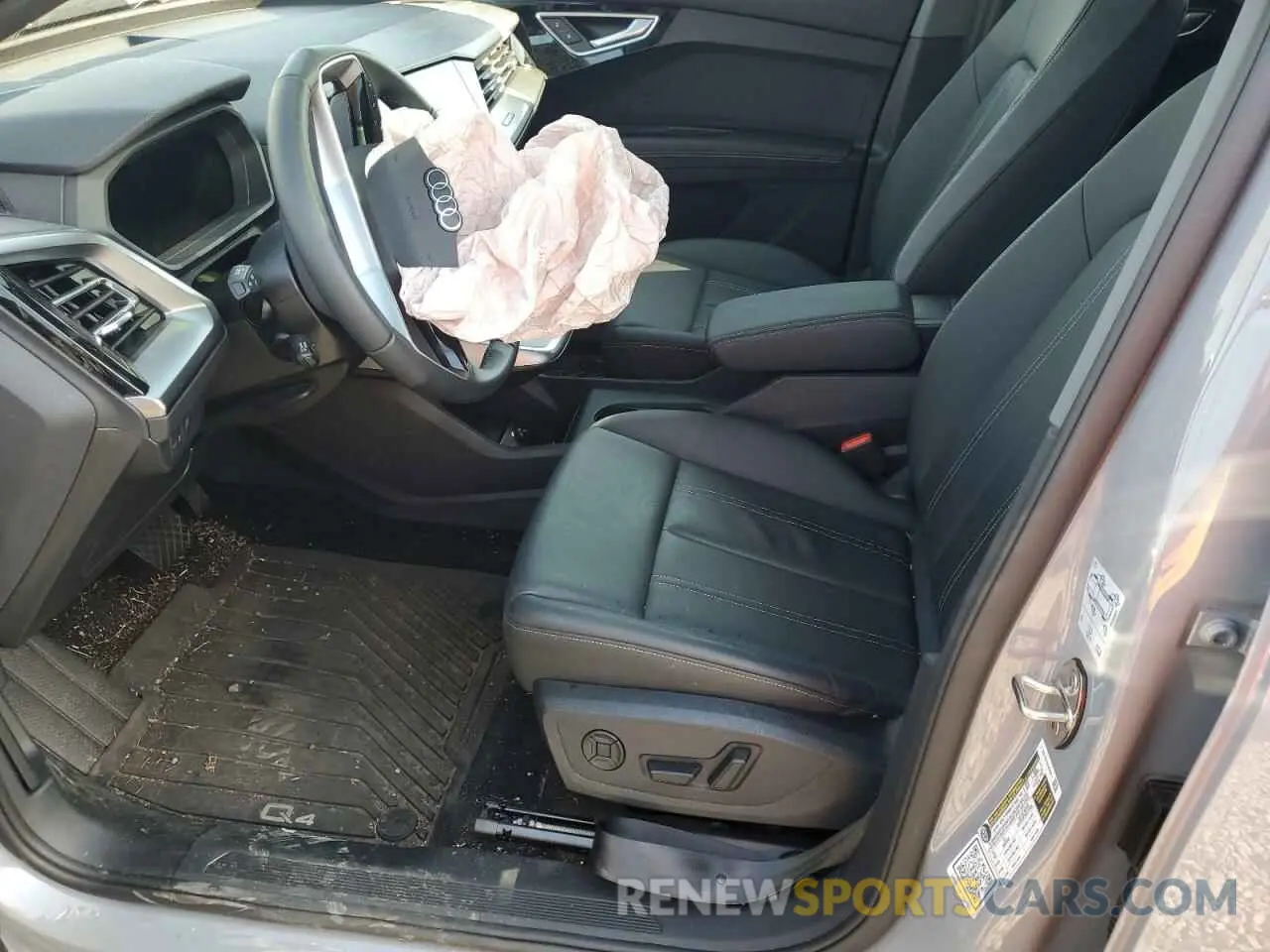 7 Photograph of a damaged car WA1LUBFZ1RP041920 AUDI Q4 E-TRON 2024