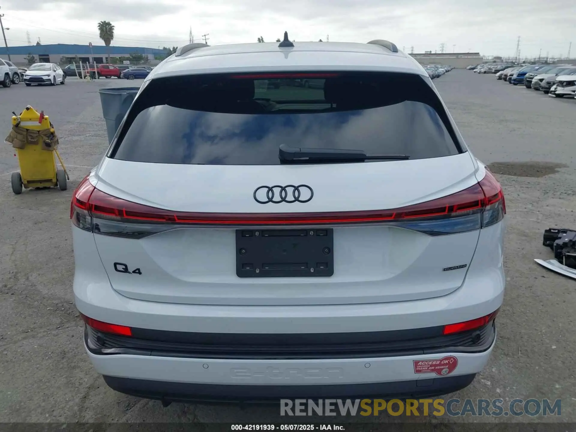 17 Photograph of a damaged car WA1MUBFZ3RP051935 AUDI Q4 E-TRON 2024