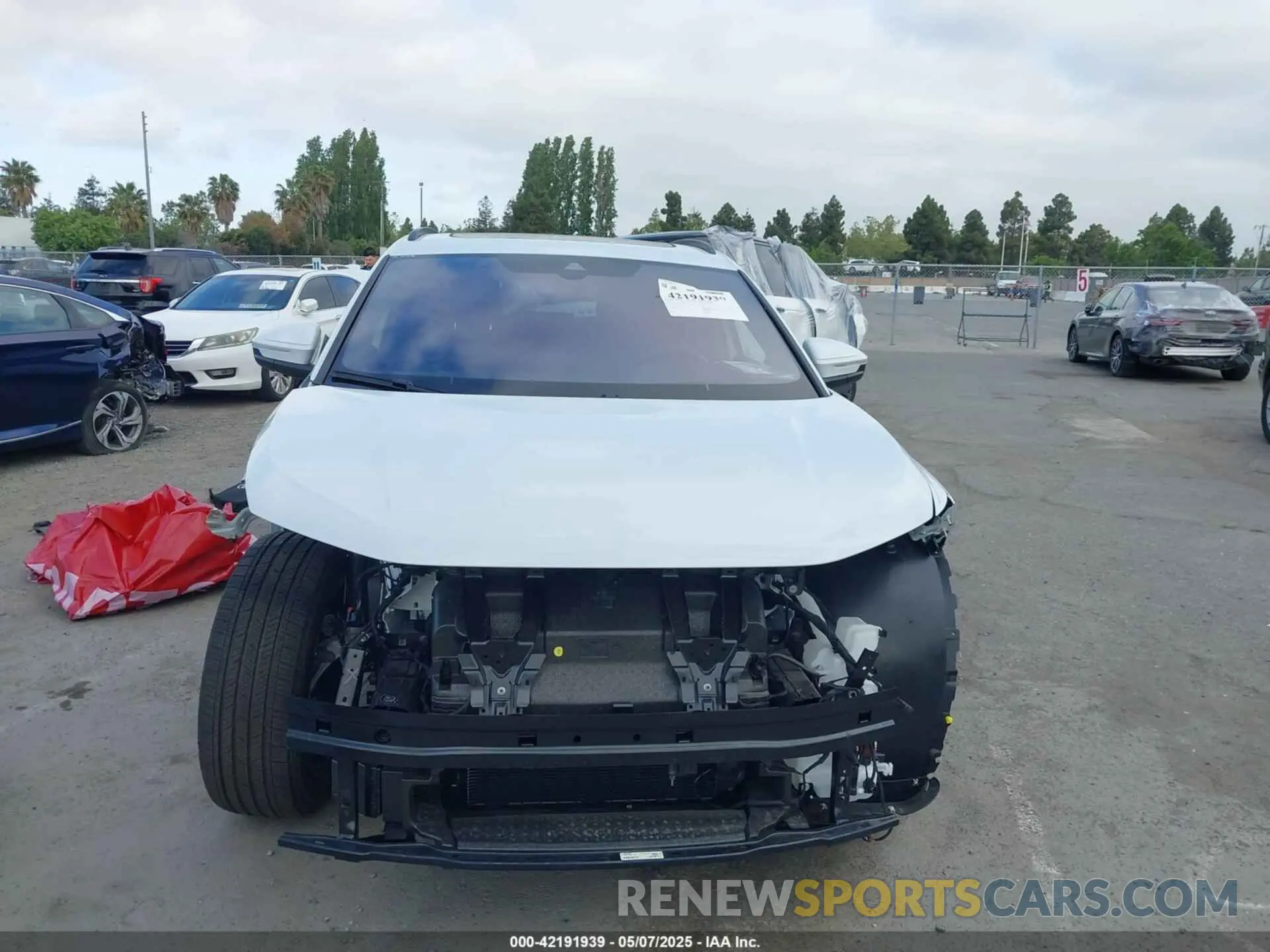 6 Photograph of a damaged car WA1MUBFZ3RP051935 AUDI Q4 E-TRON 2024