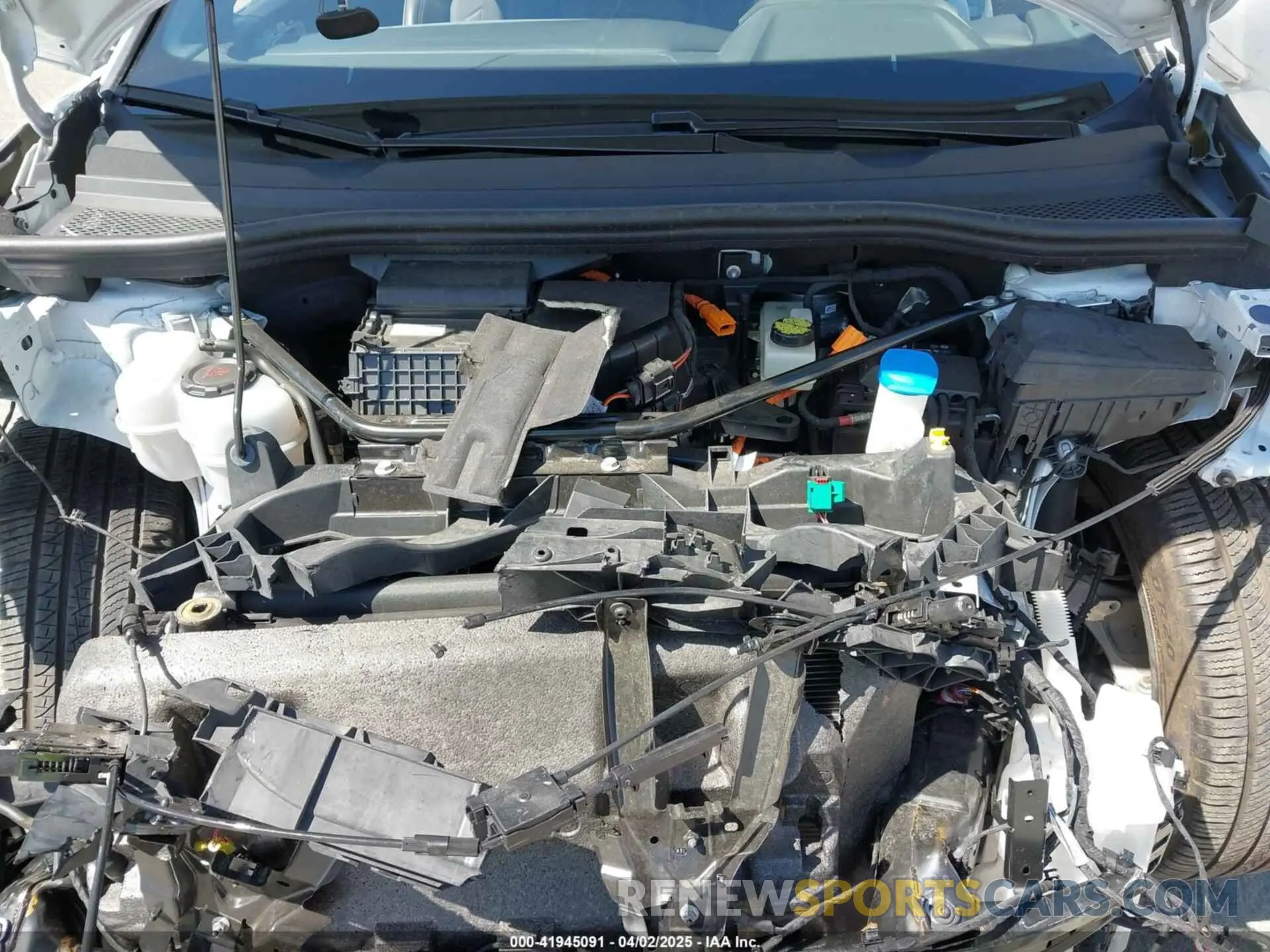 10 Photograph of a damaged car WA132BFZ7NP044319 AUDI Q4 SPORTBACK E-TRON 2022