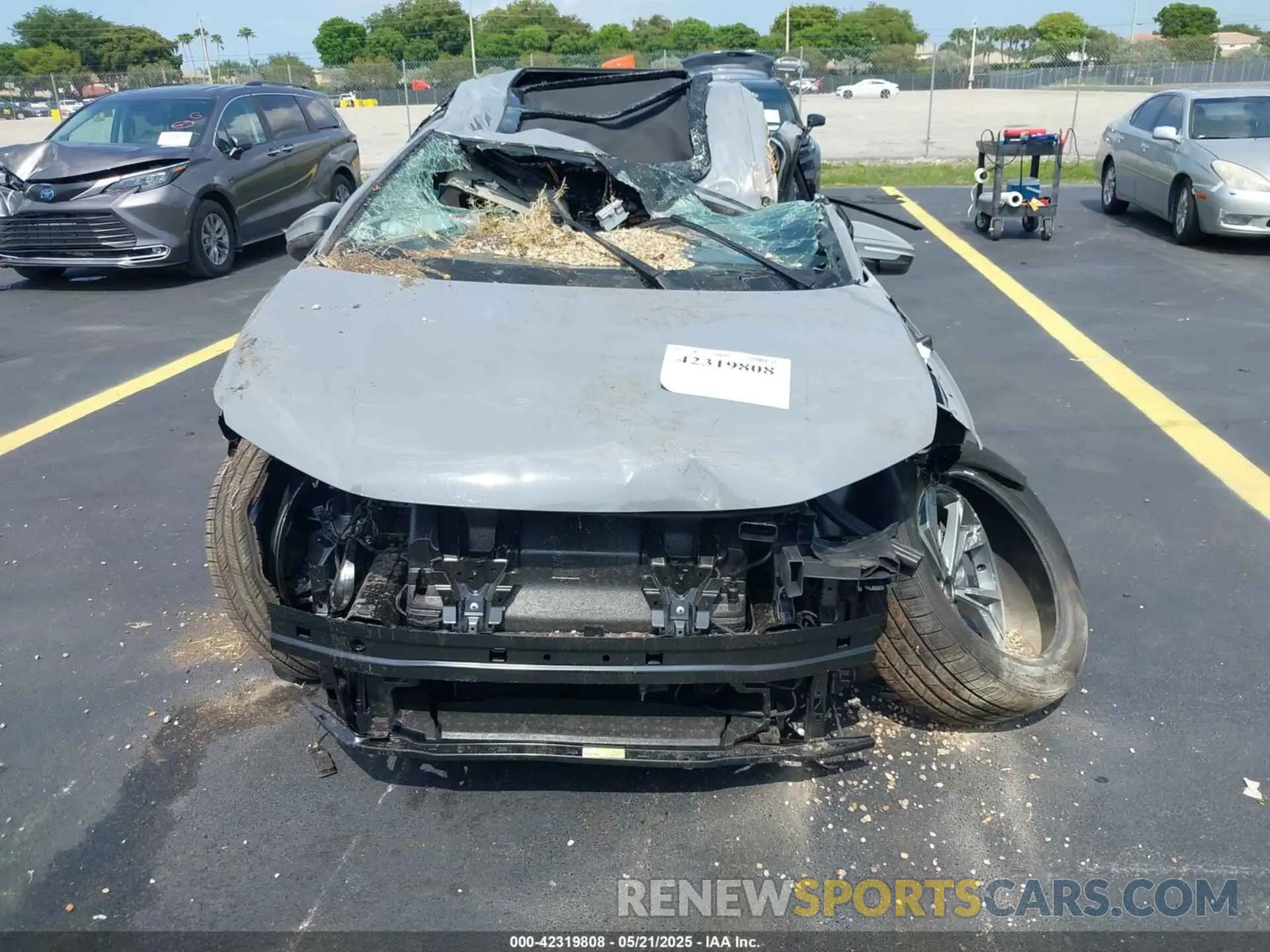 12 Photograph of a damaged car WA12UBFZ8SP023867 AUDI Q4 SPORTBACK E-TRON 2025