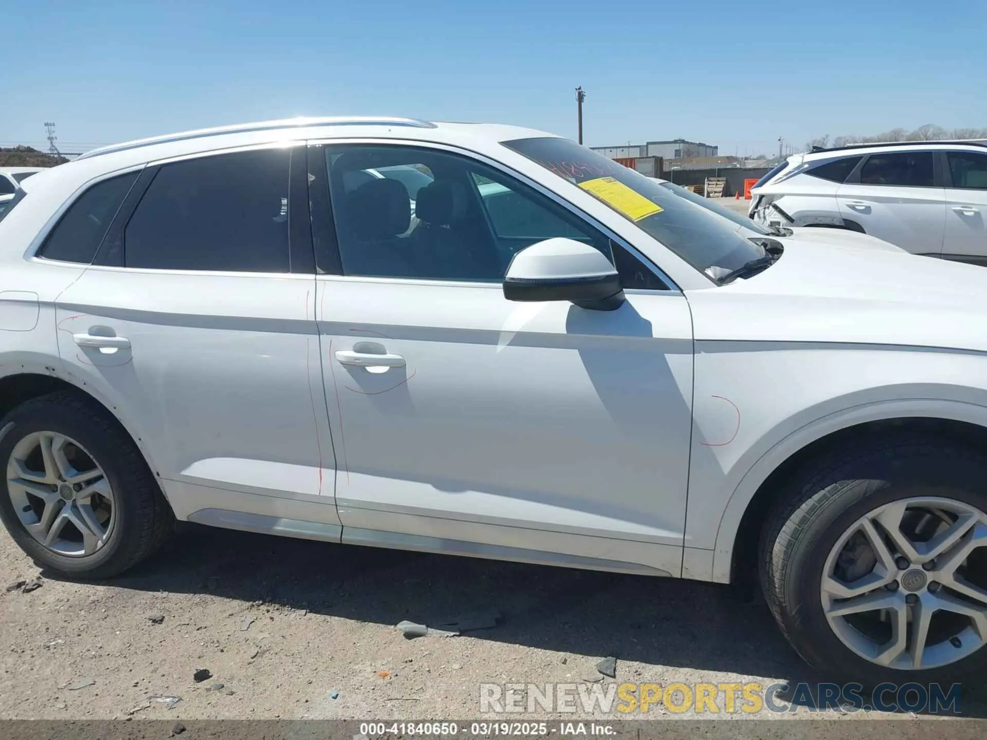 13 Фотография поврежденного автомобиля WA1ANAFY0K2022137 AUDI Q5 2019