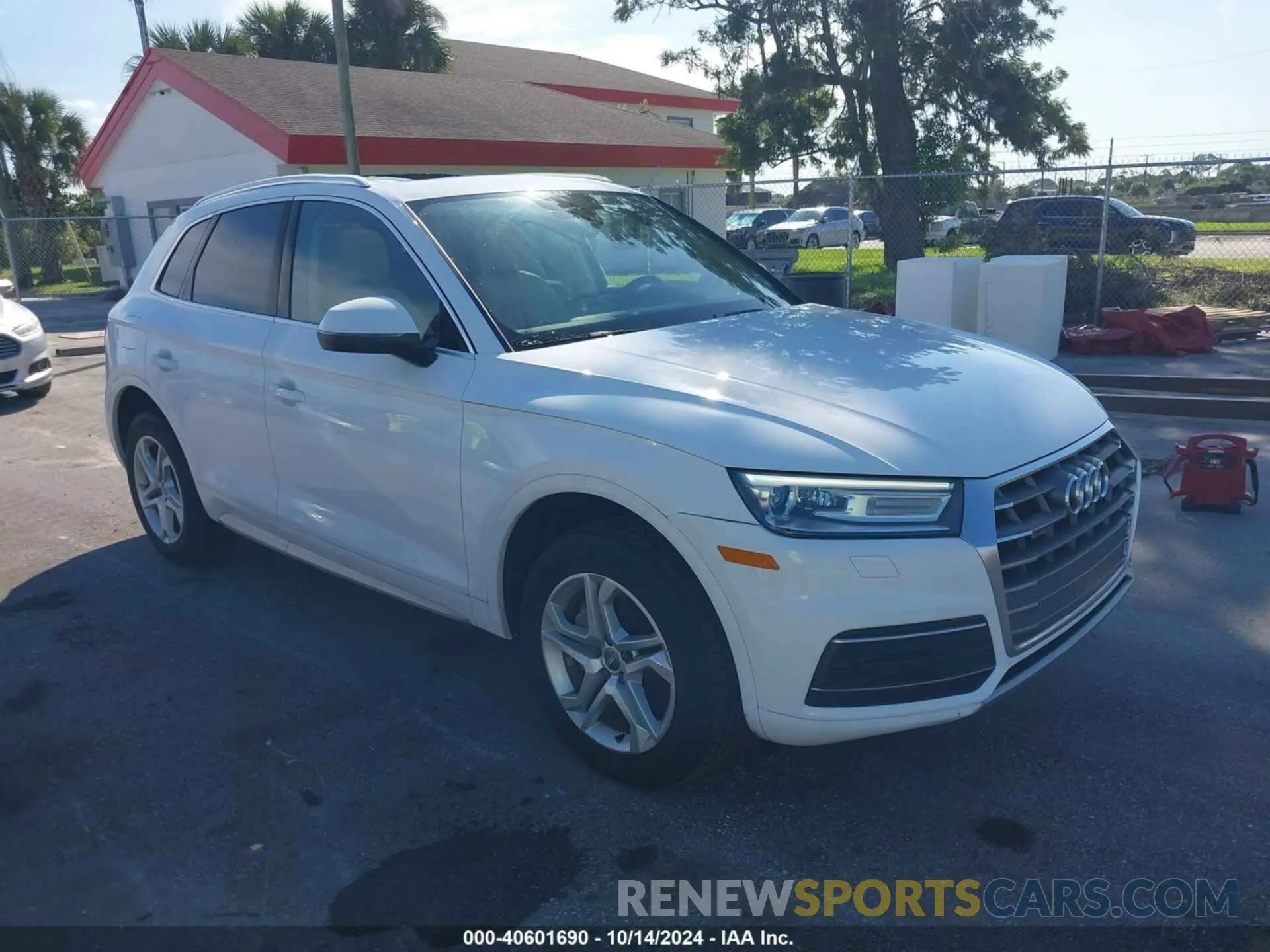 1 Фотография поврежденного автомобиля WA1ANAFY0K2064484 AUDI Q5 2019