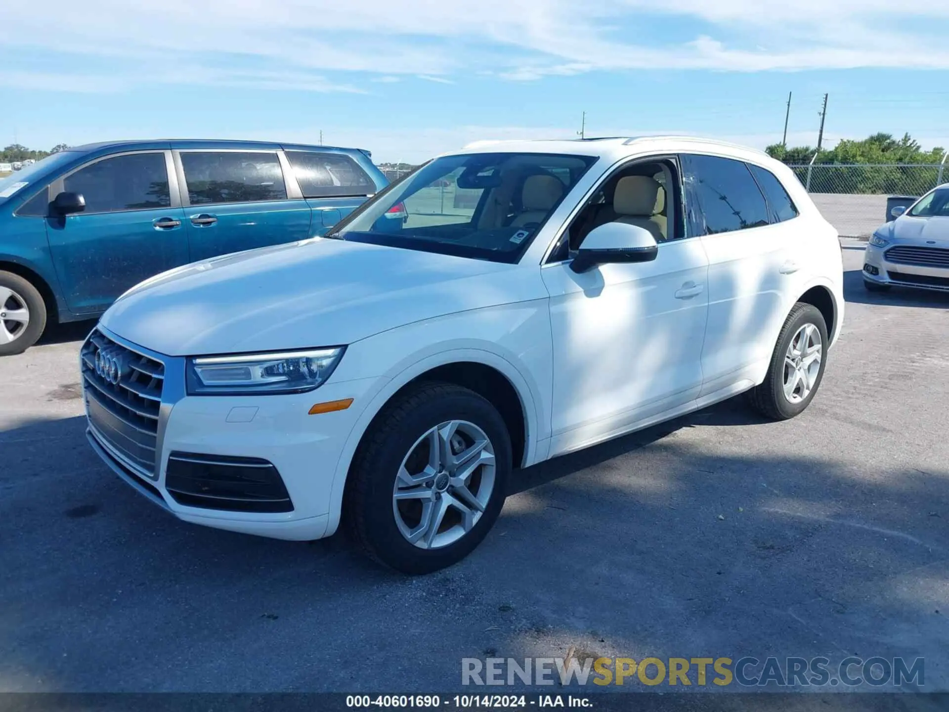 2 Фотография поврежденного автомобиля WA1ANAFY0K2064484 AUDI Q5 2019