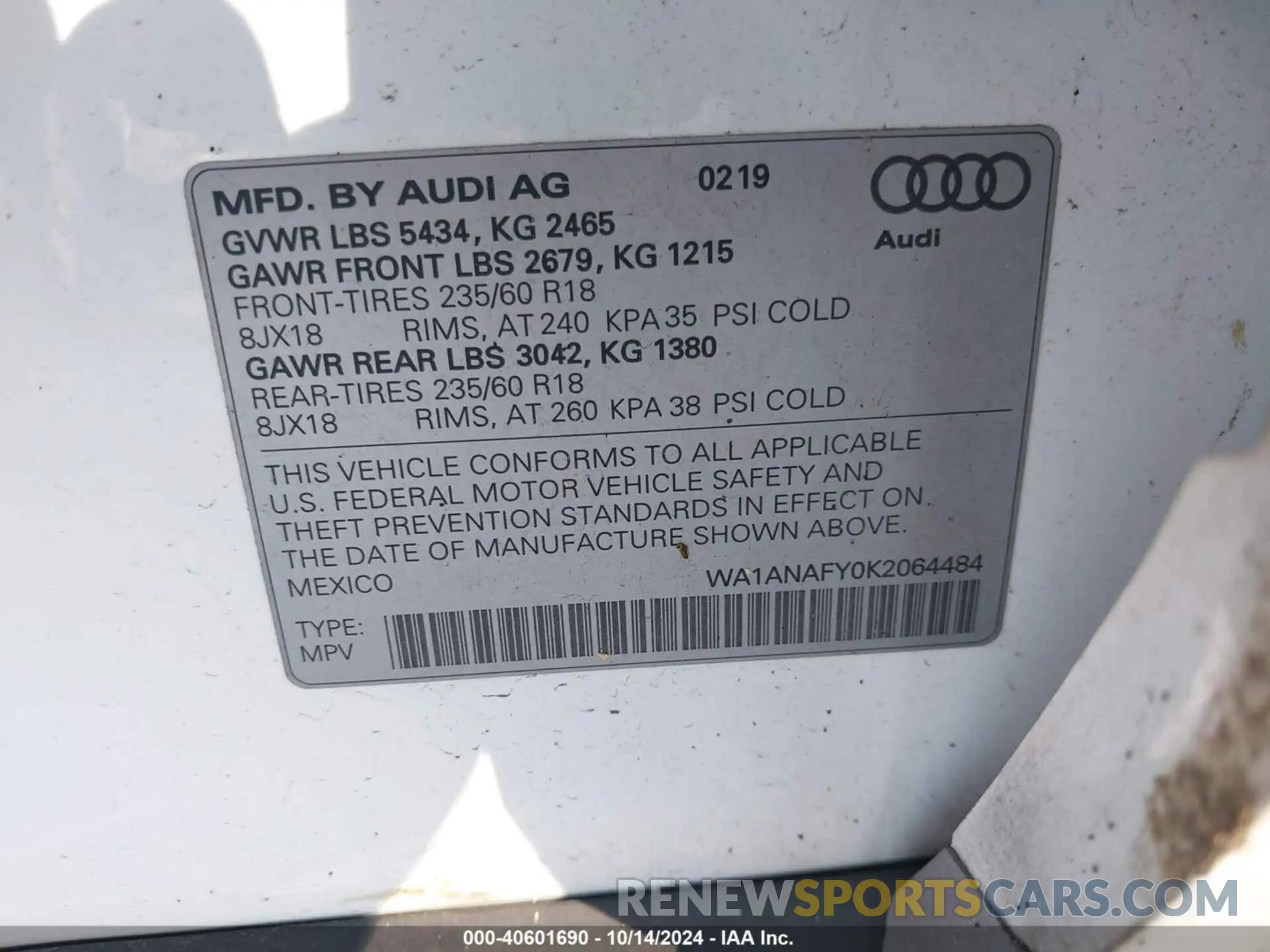 9 Фотография поврежденного автомобиля WA1ANAFY0K2064484 AUDI Q5 2019