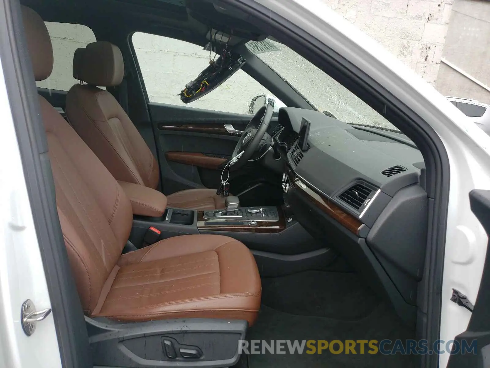 5 Photograph of a damaged car WA1ANAFY0K2078353 AUDI Q5 2019