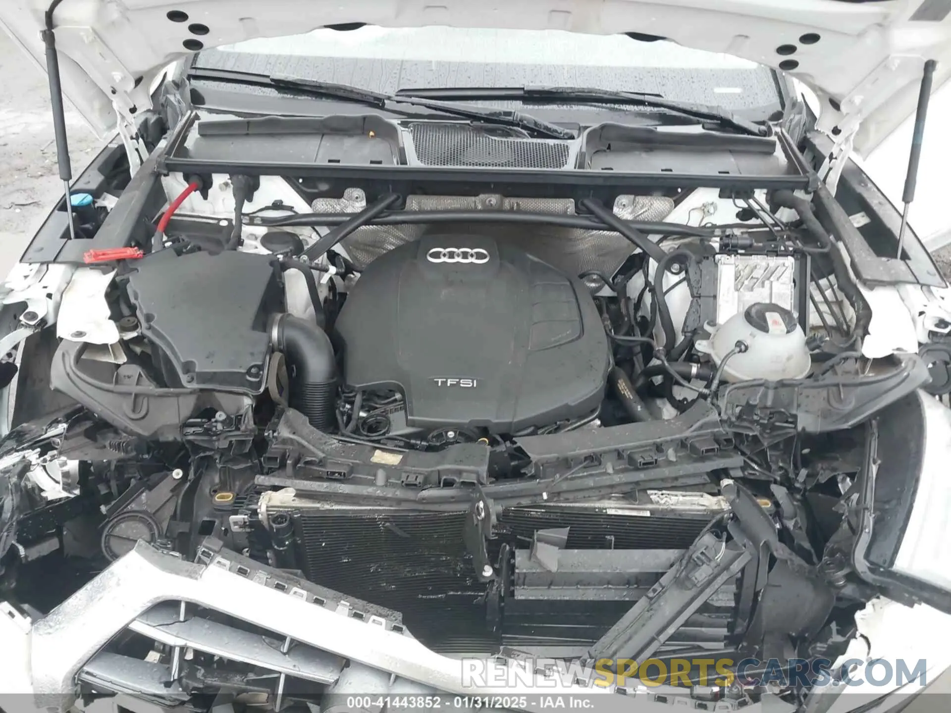 10 Photograph of a damaged car WA1ANAFY0K2093743 AUDI Q5 2019