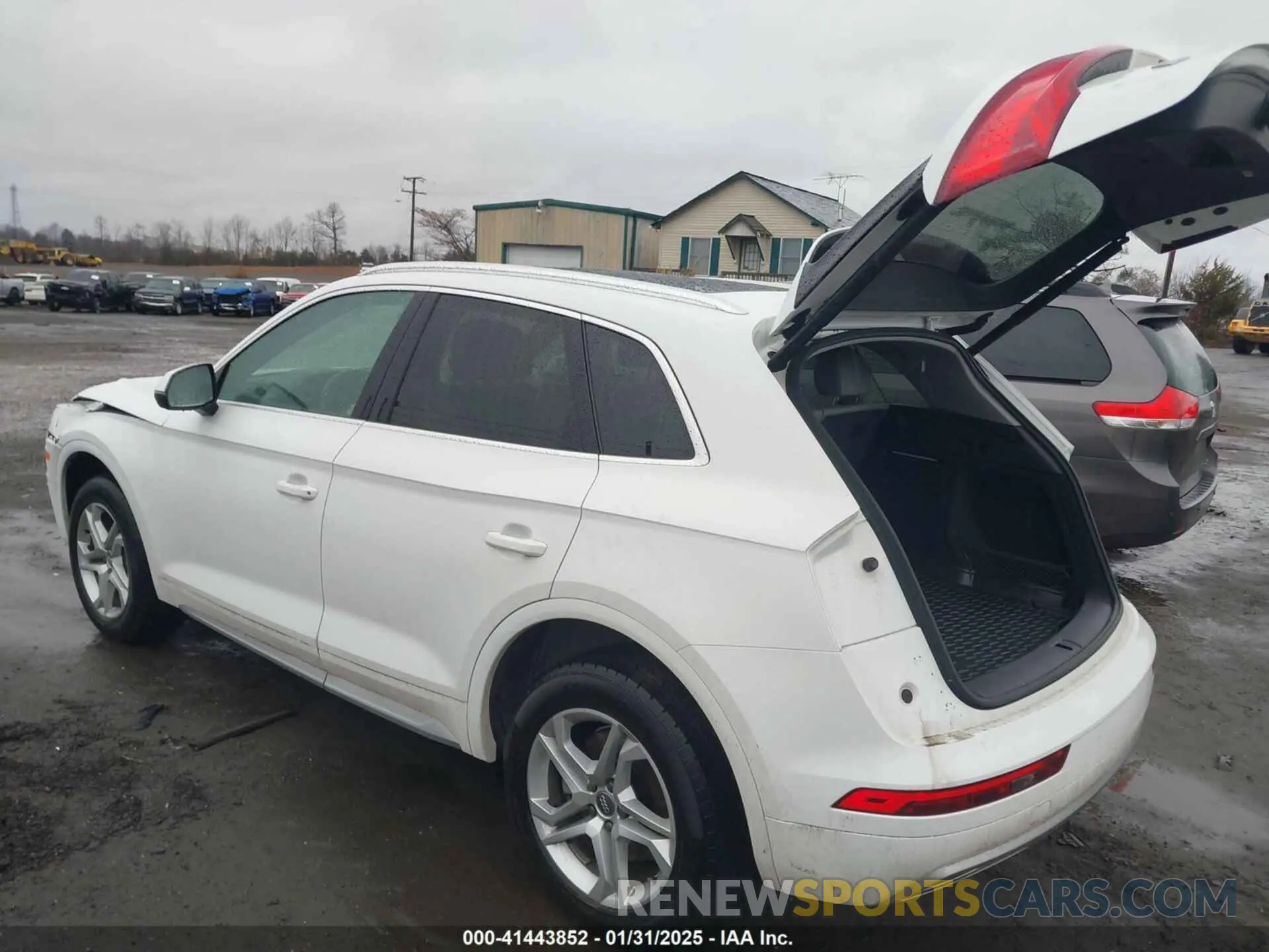 3 Photograph of a damaged car WA1ANAFY0K2093743 AUDI Q5 2019