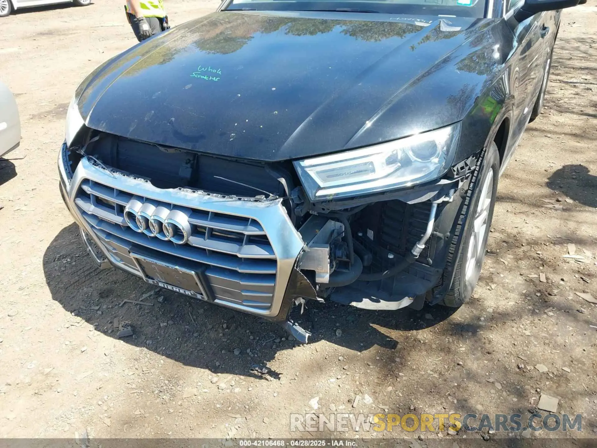 6 Photograph of a damaged car WA1ANAFY0K2103123 AUDI Q5 2019