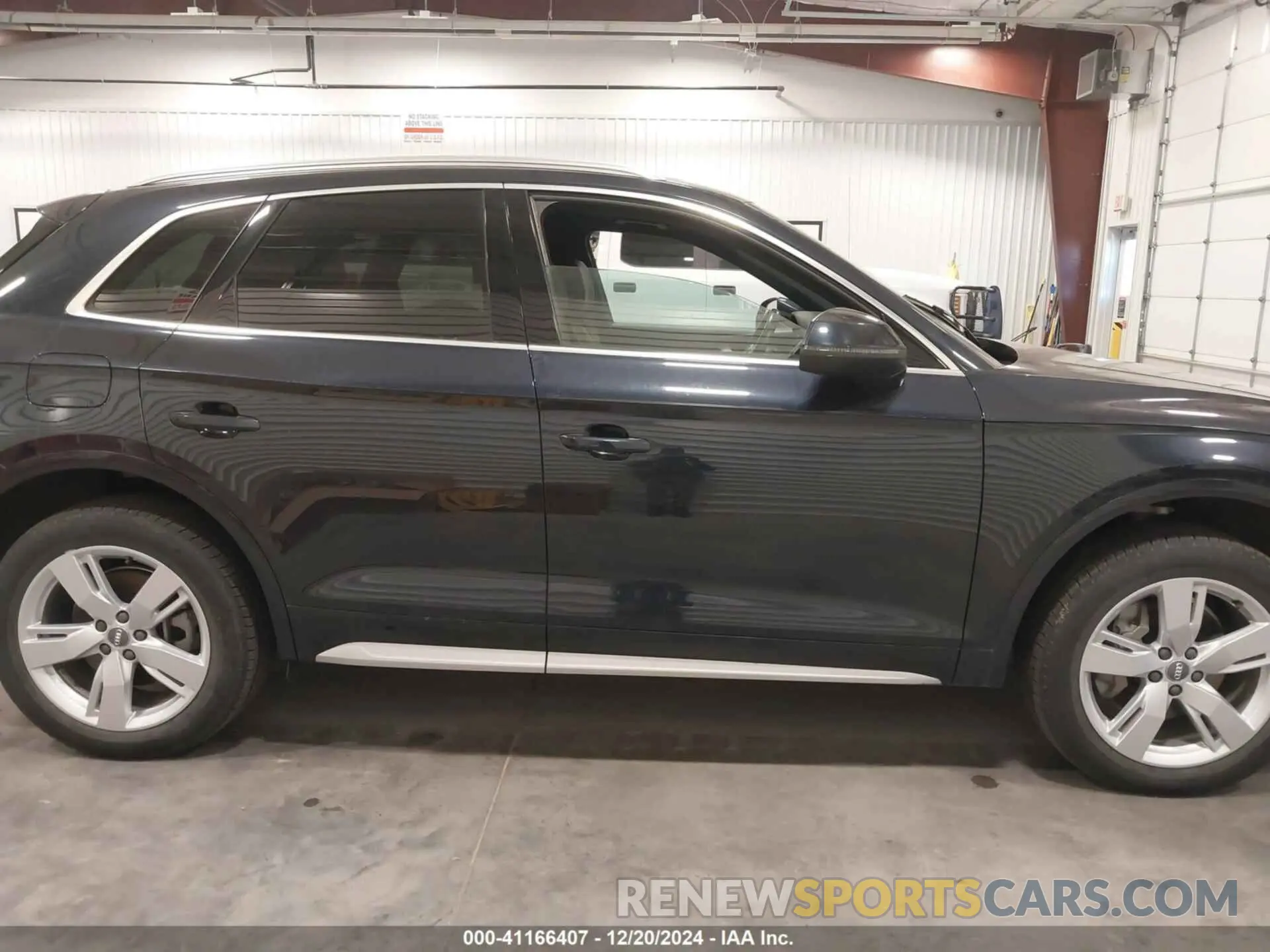 13 Фотография поврежденного автомобиля WA1ANAFY0K2105910 AUDI Q5 2019