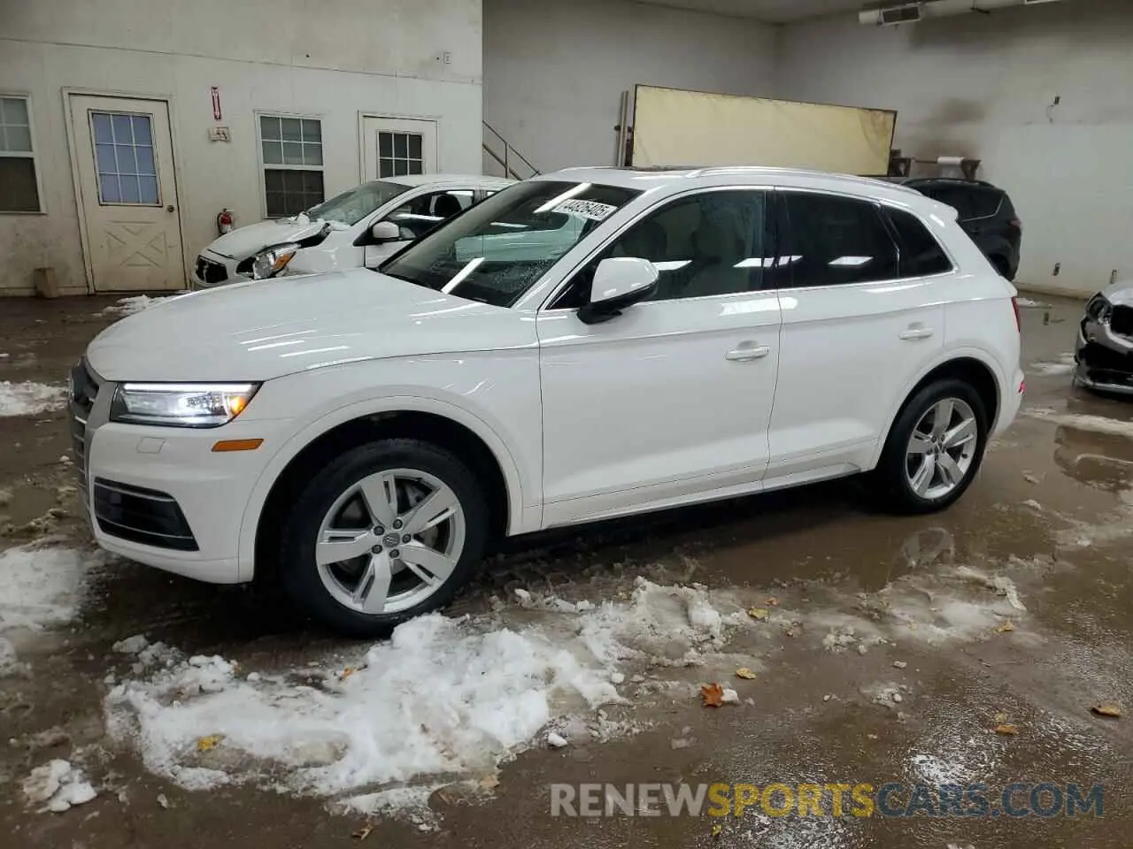 1 Photograph of a damaged car WA1ANAFY1K2023149 AUDI Q5 2019