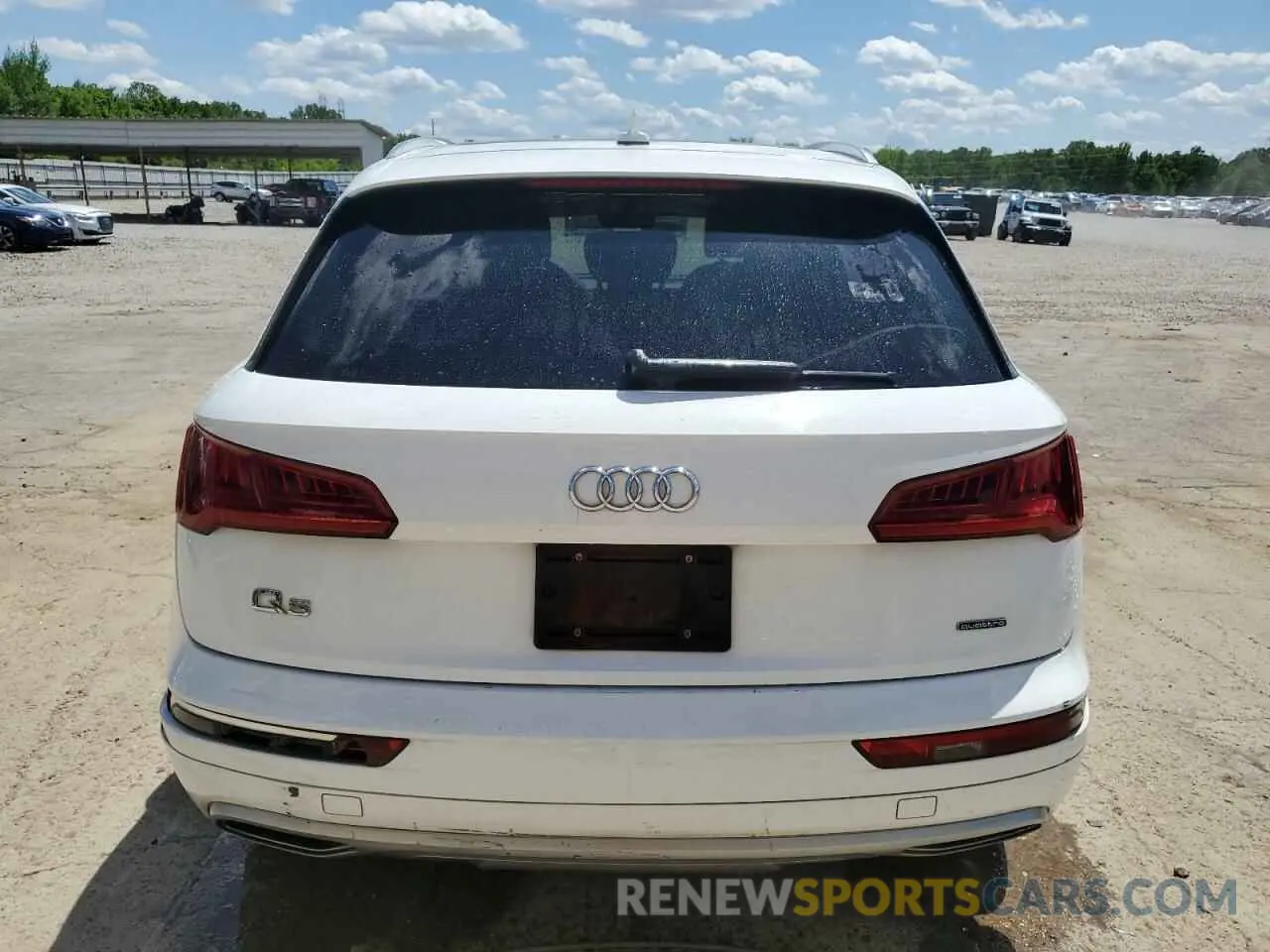 6 Photograph of a damaged car WA1ANAFY2K2081660 AUDI Q5 2019