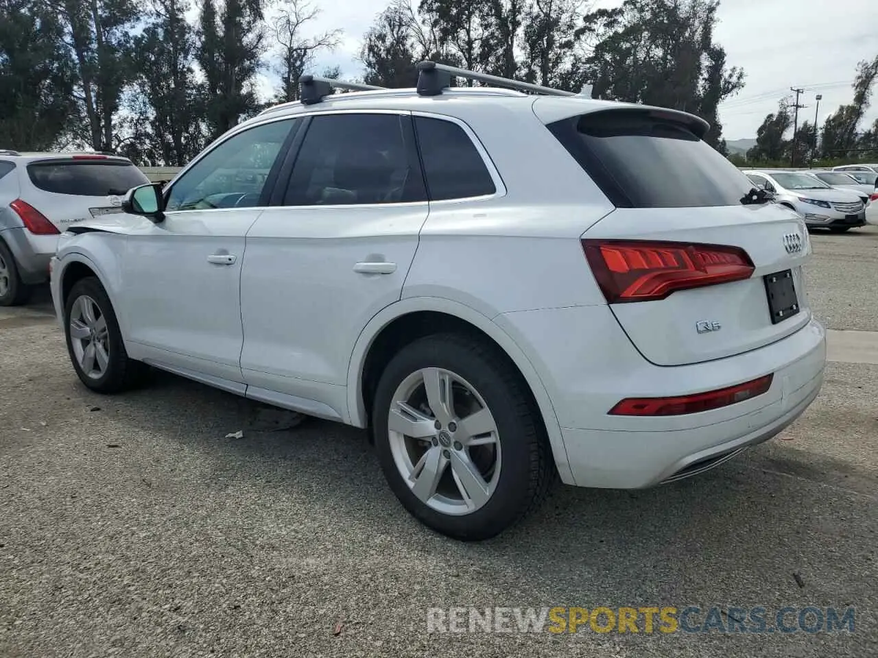 2 Photograph of a damaged car WA1ANAFY2K2092805 AUDI Q5 2019