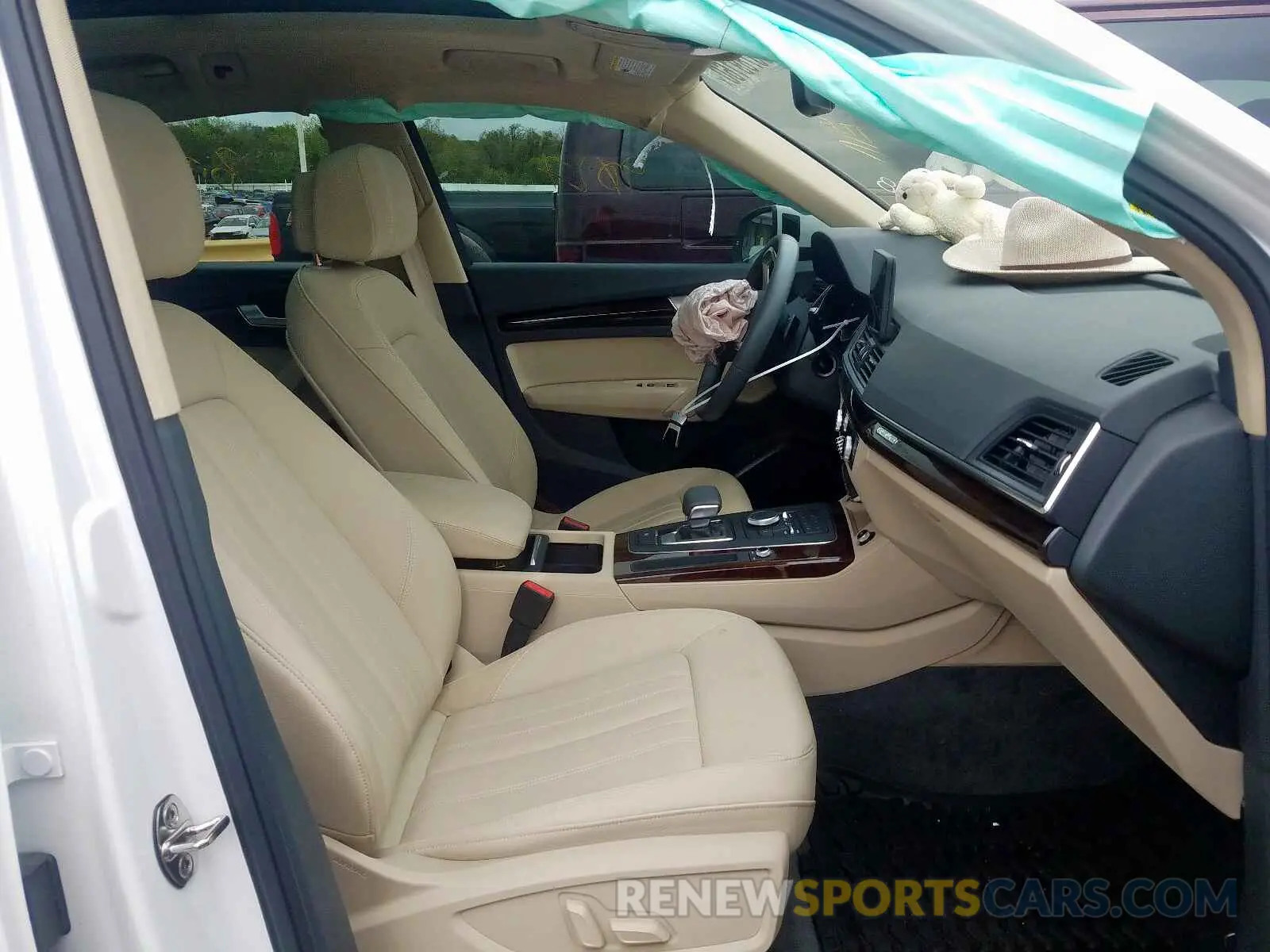 5 Photograph of a damaged car WA1ANAFY2K2096658 AUDI Q5 2019