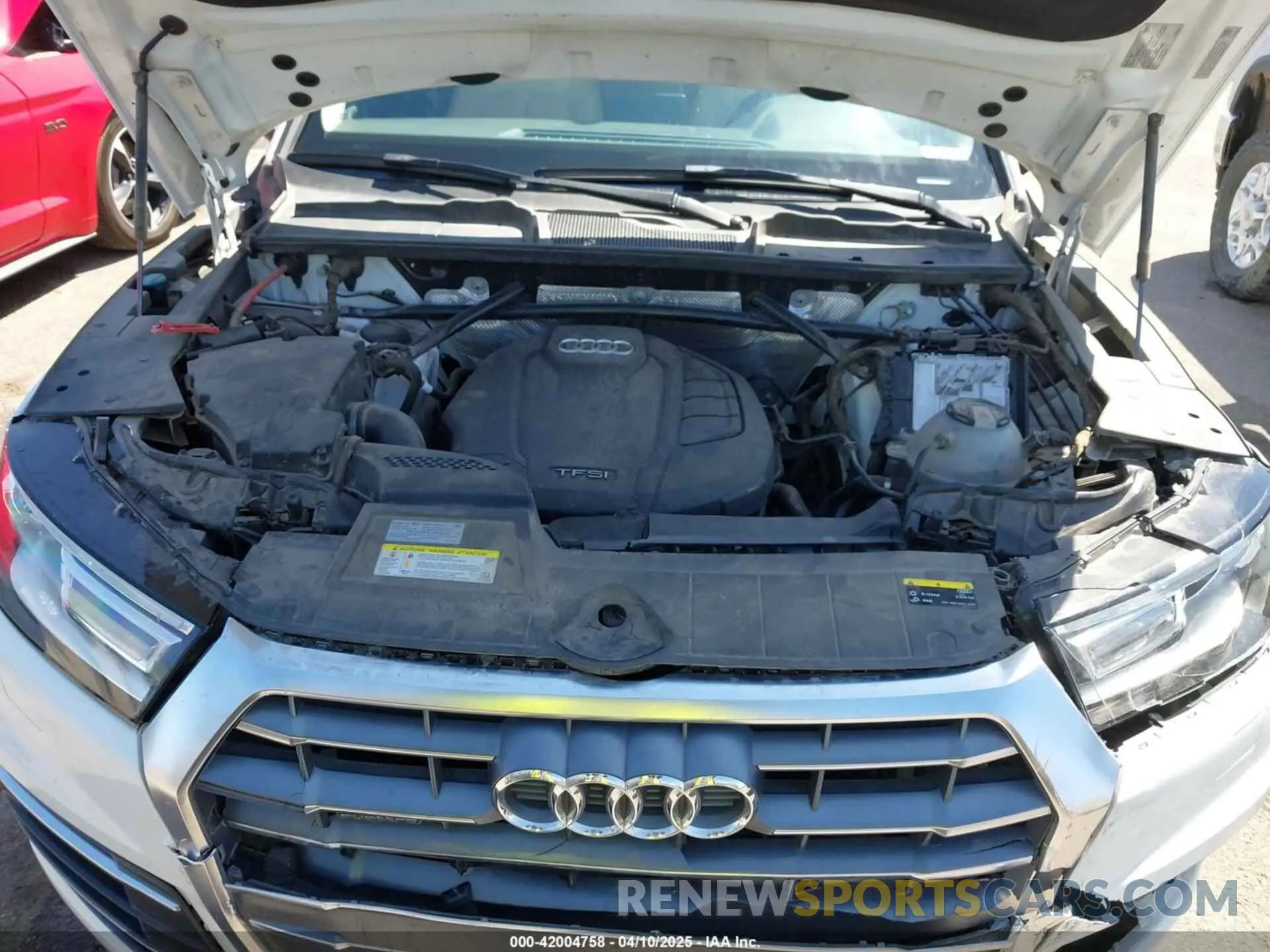 10 Photograph of a damaged car WA1ANAFY3K2022536 AUDI Q5 2019