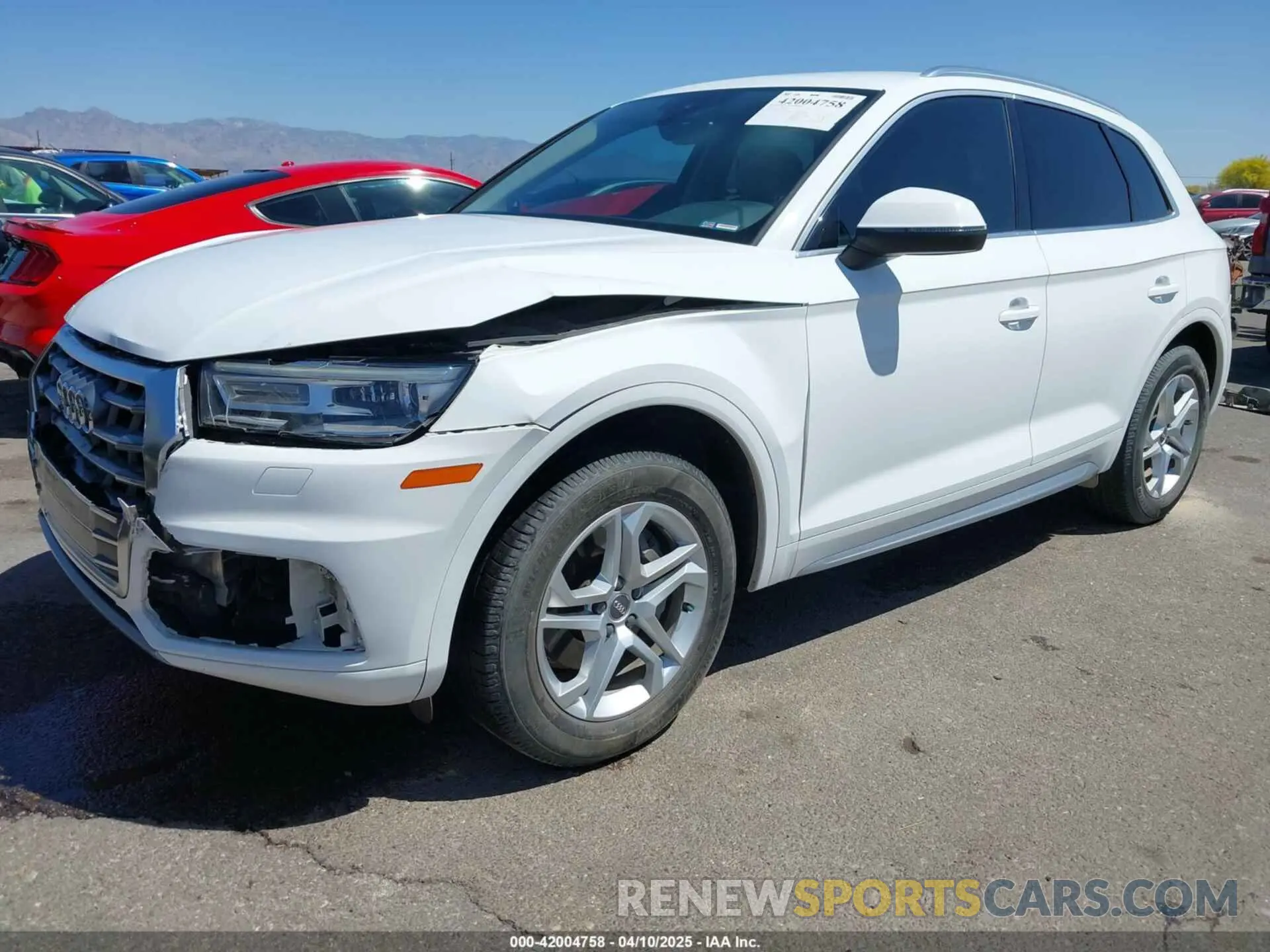 2 Photograph of a damaged car WA1ANAFY3K2022536 AUDI Q5 2019